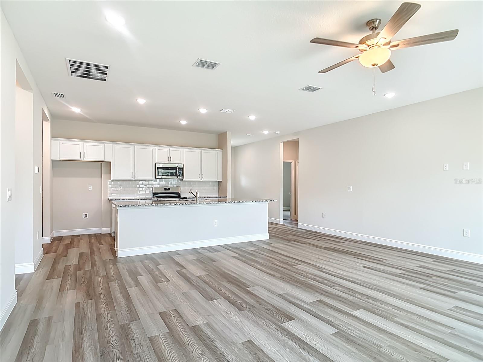 1581 - PORT CHARLOTTE SUB 27 - Residential