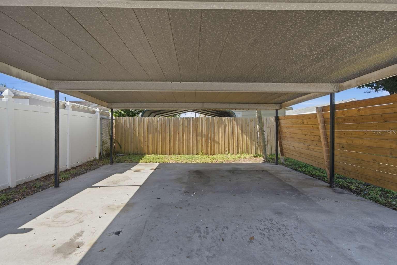 LOS CIEN - Residential