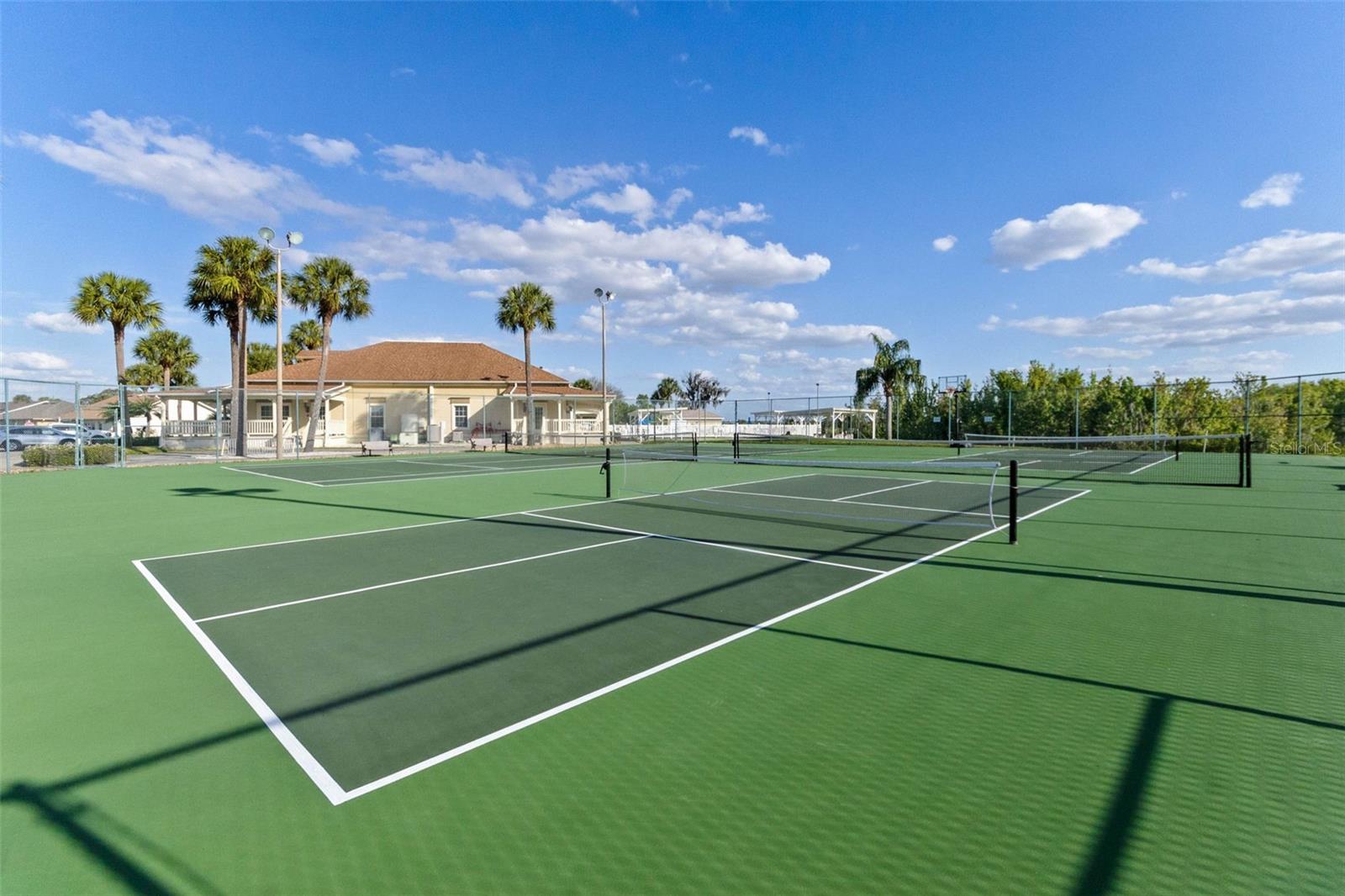 SWEETWATER GOLF & TENNIS CLUB ADD 02 - Residential