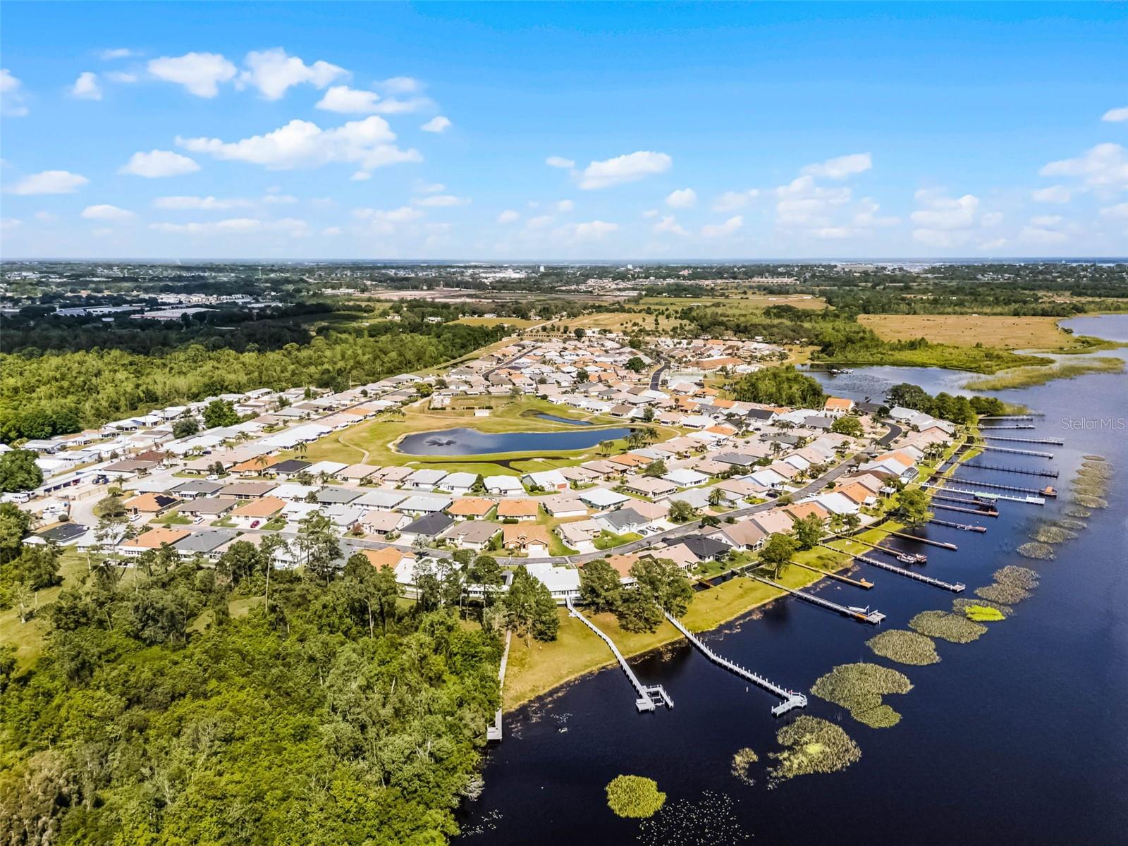 SWEETWATER GOLF & TENNIS CLUB ADD 02 - Residential