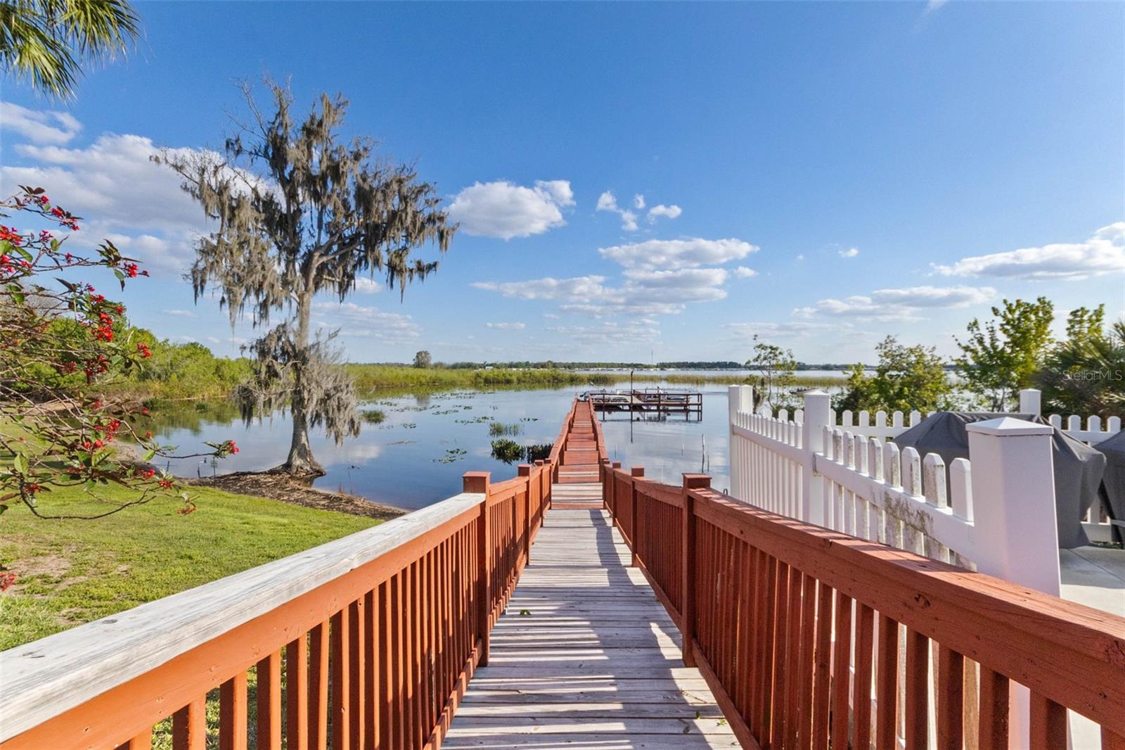 SWEETWATER GOLF & TENNIS CLUB ADD 02 - Residential