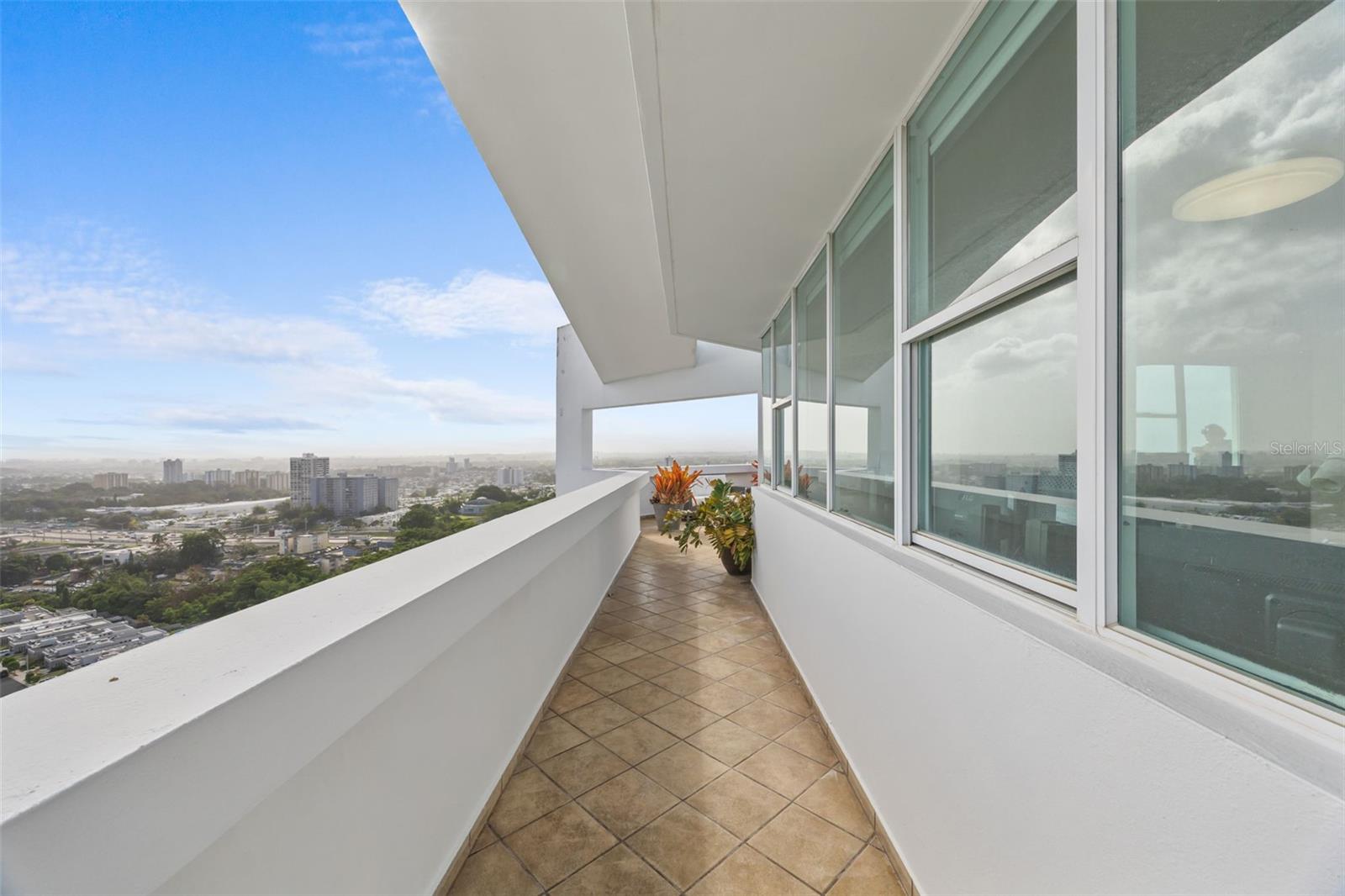 LA CIMA DE TORRIMAR - Residential