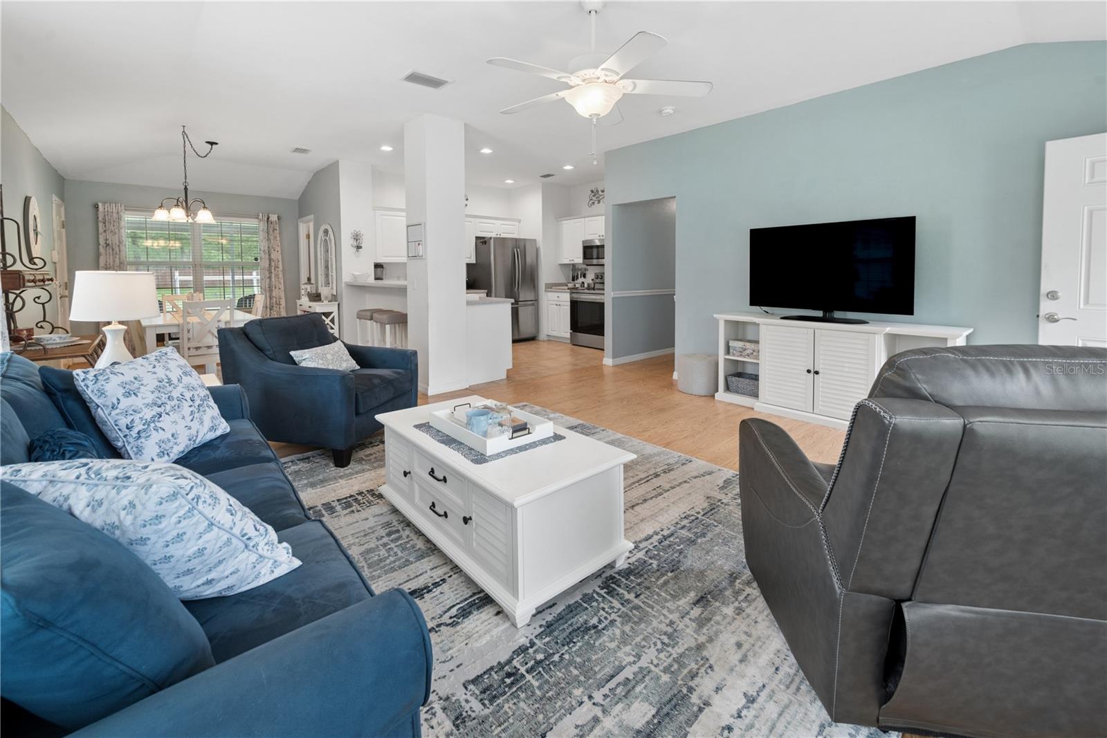 FORT WHITE STATION SUB - Residential