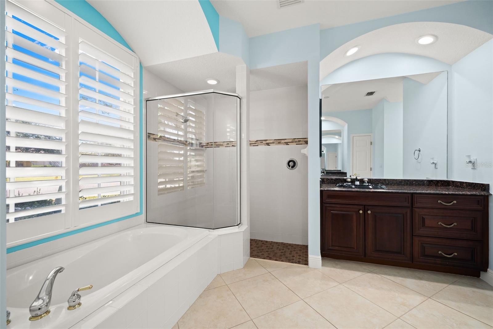 TAILFEATHER WAY AT TARA - Residential