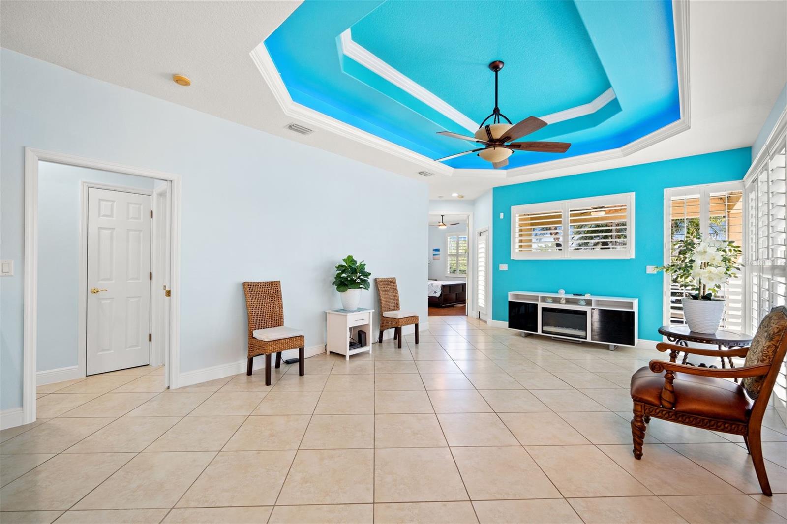 TAILFEATHER WAY AT TARA - Residential