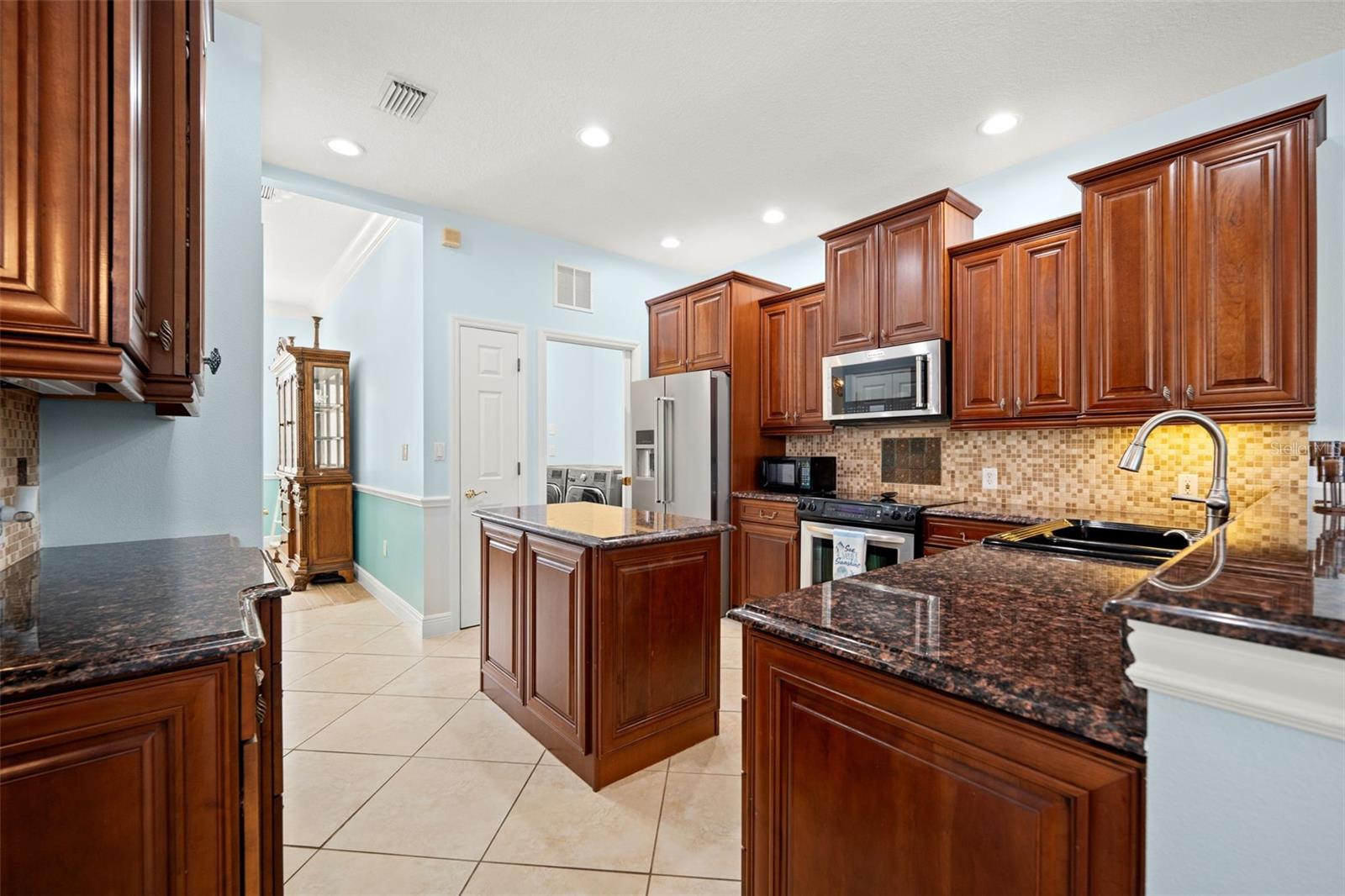 TAILFEATHER WAY AT TARA - Residential