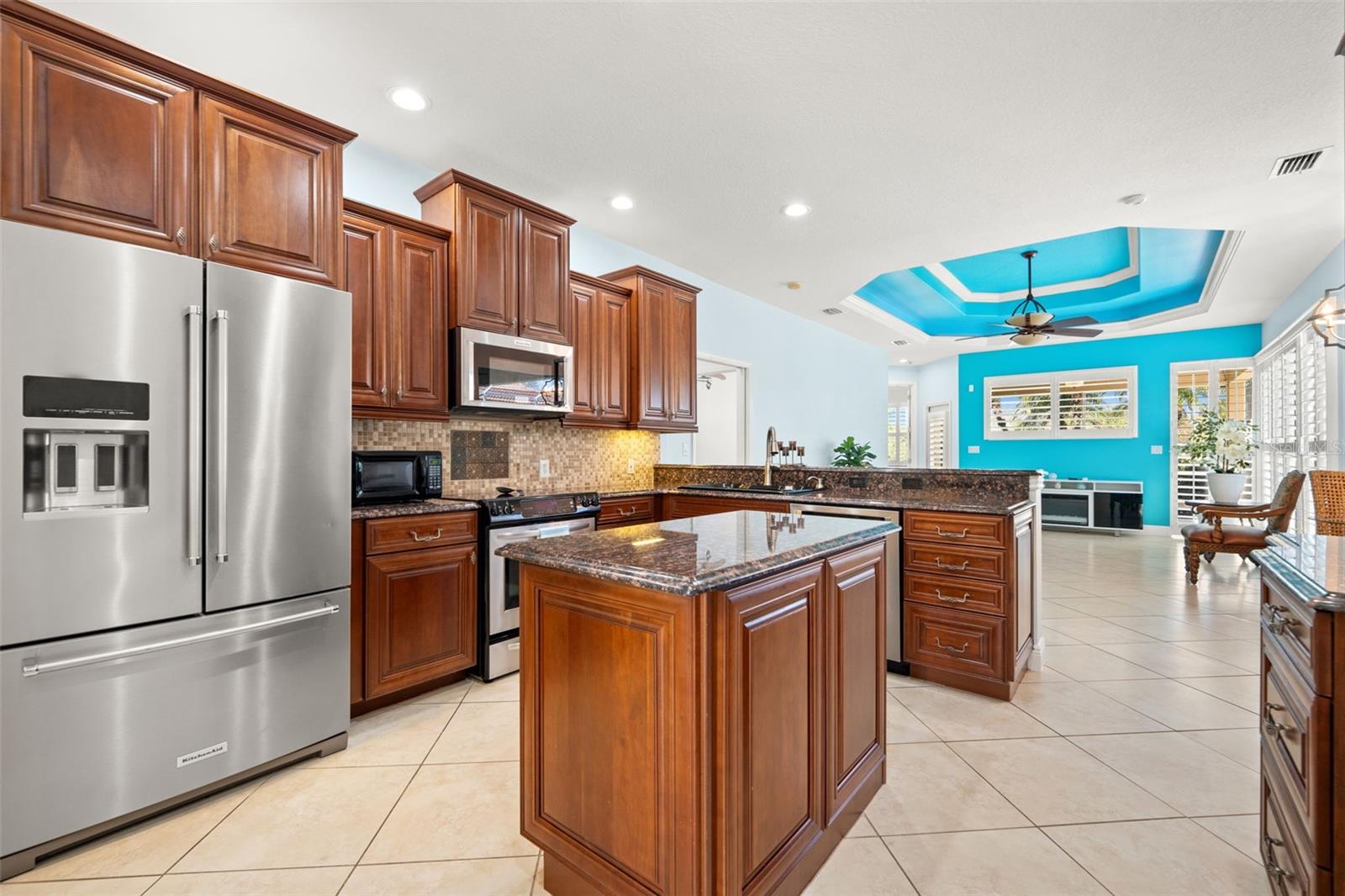 TAILFEATHER WAY AT TARA - Residential