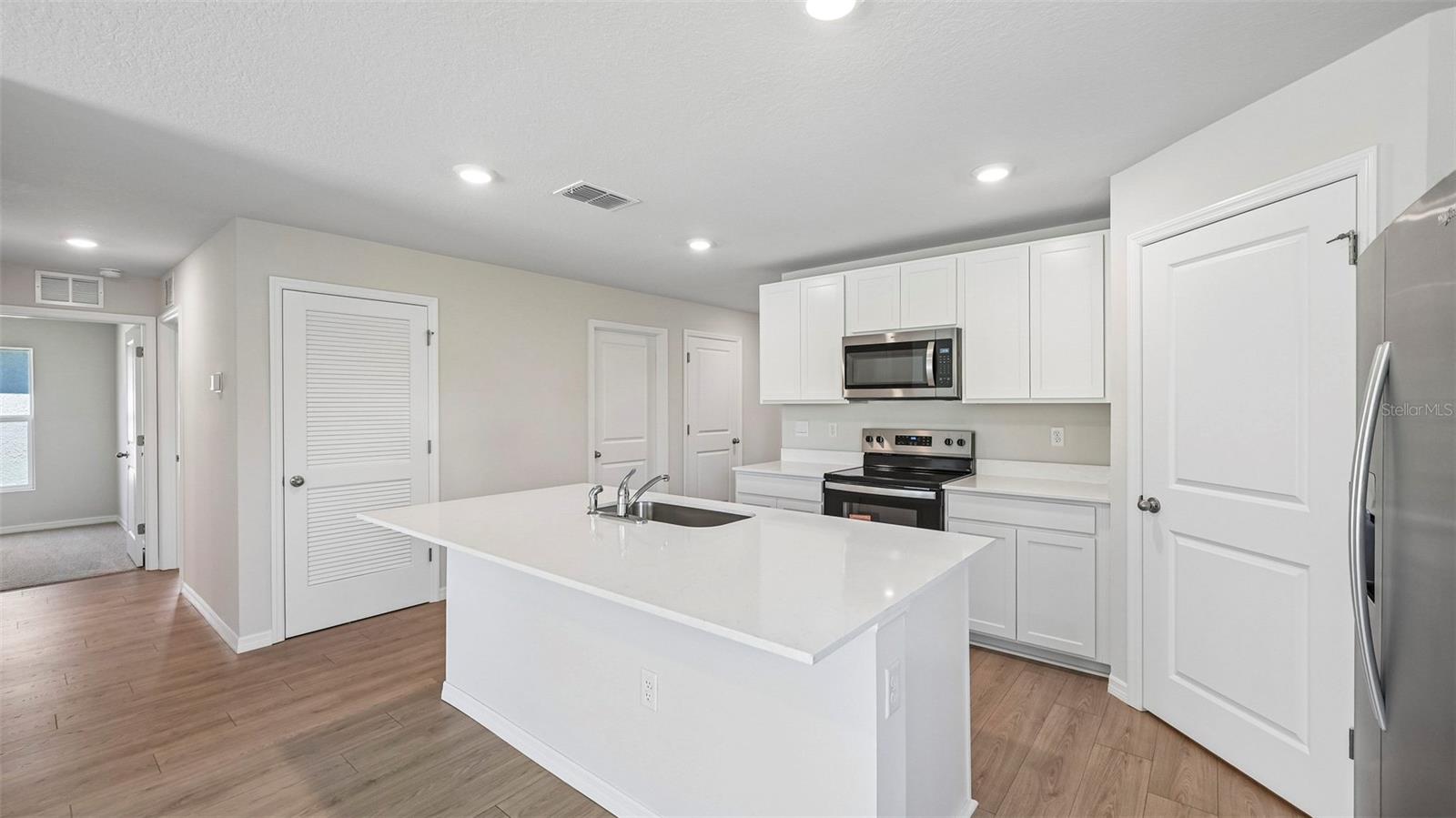 RYE CROSSING - Residential