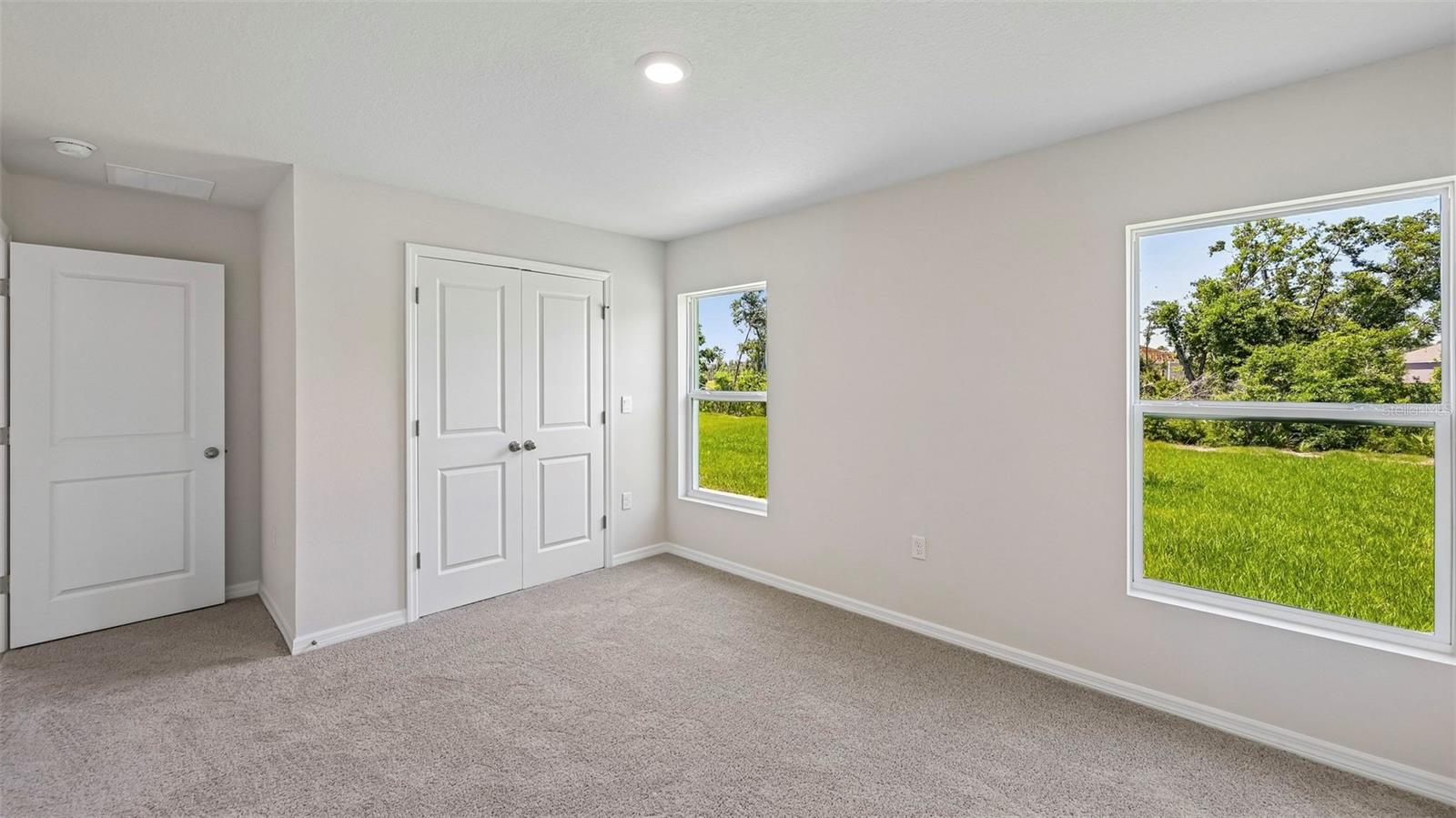 RYE CROSSING - Residential