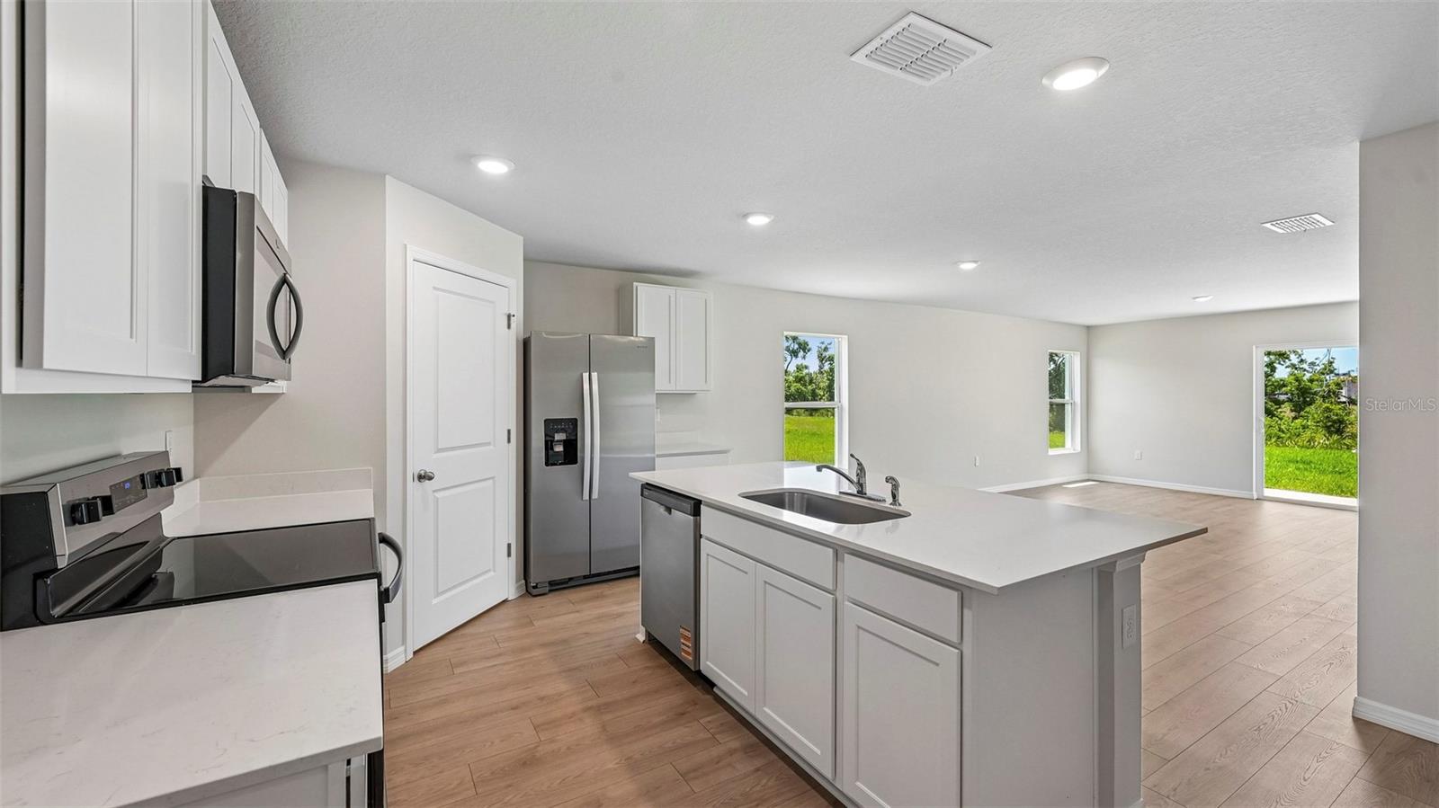 RYE CROSSING - Residential