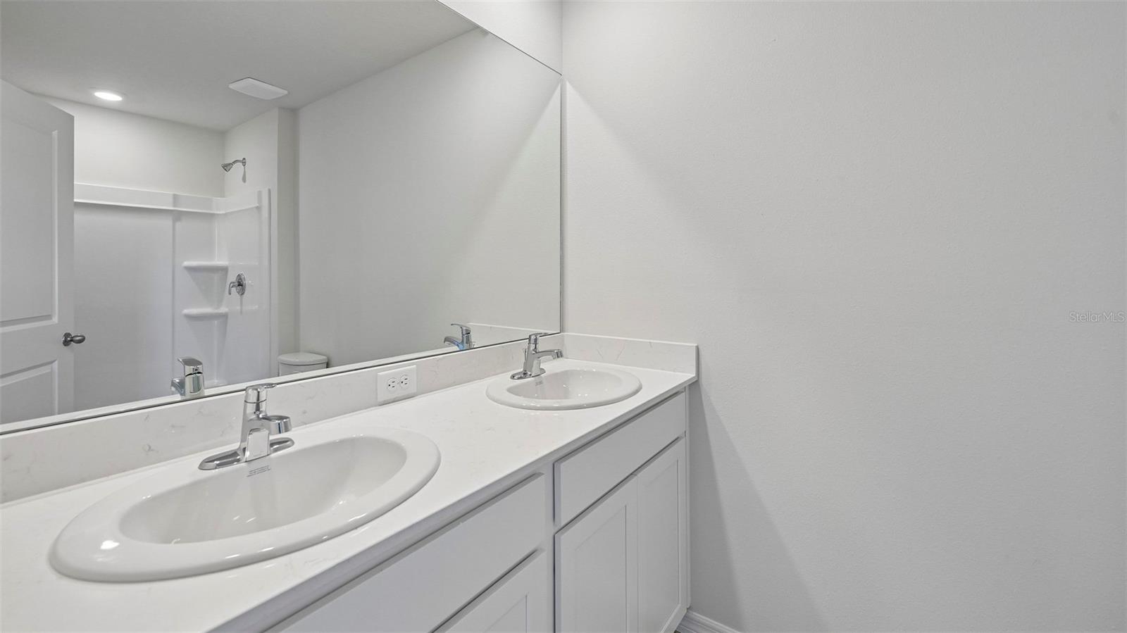 RYE CROSSING - Residential