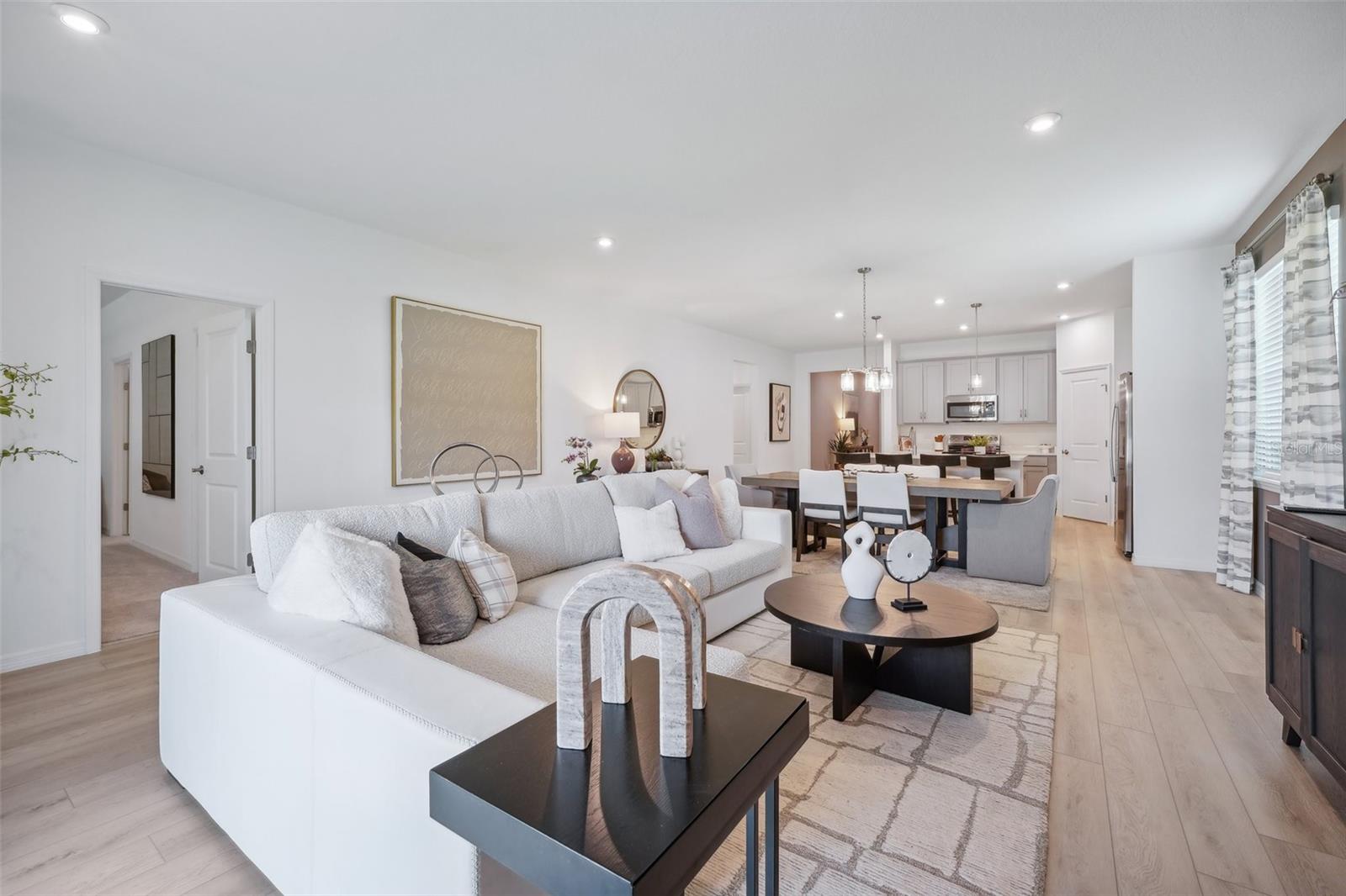 SCENIC TERRACE - Residential
