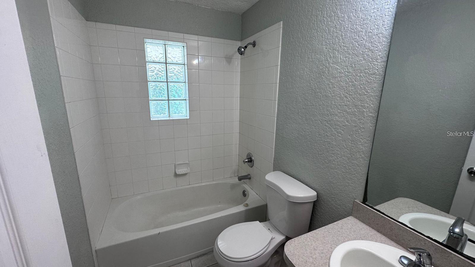 BARWICKS ADD WILDWOOD - Residential Lease
