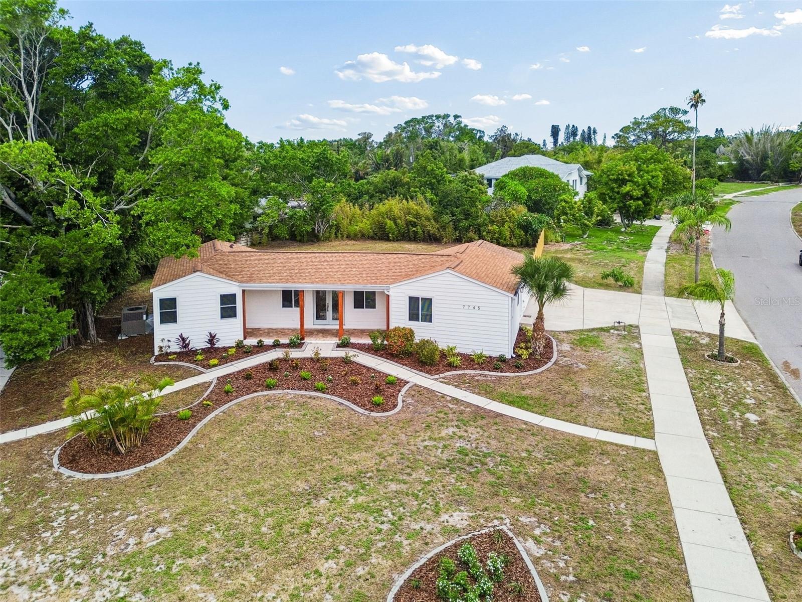 WHITFIELD ESTATES UNIT 1 - Residential