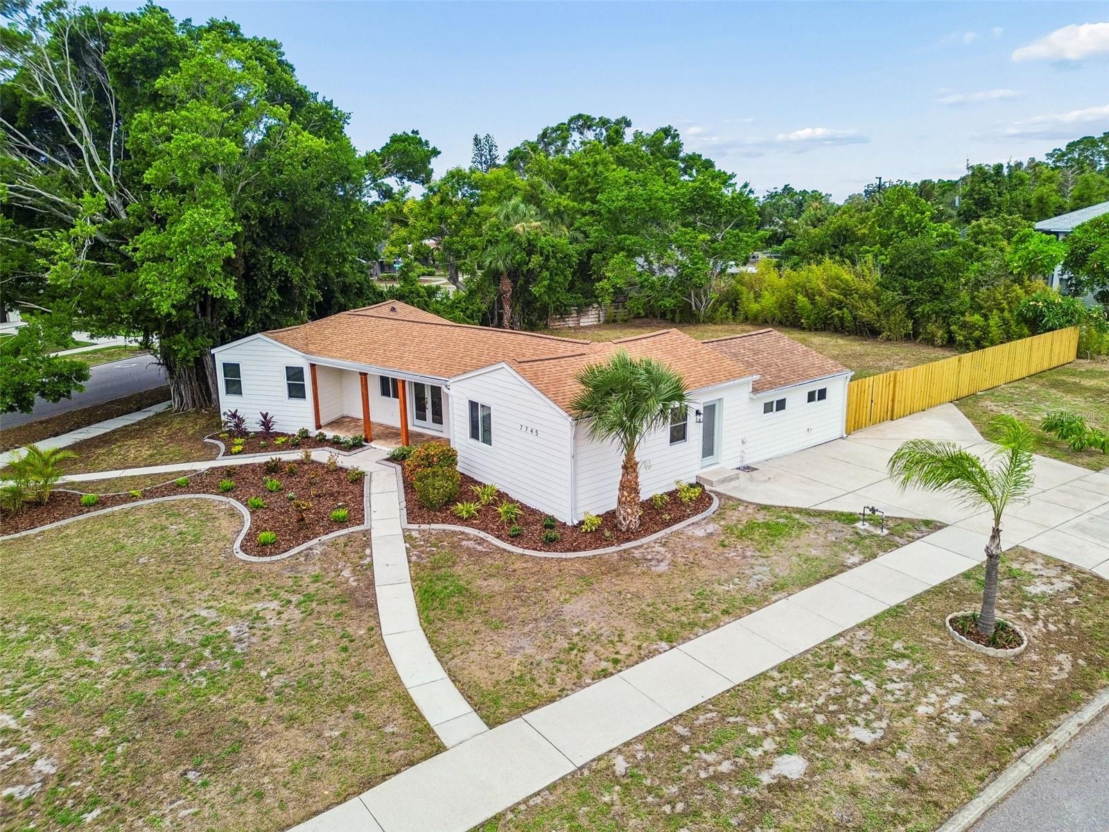 WHITFIELD ESTATES UNIT 1 - Residential