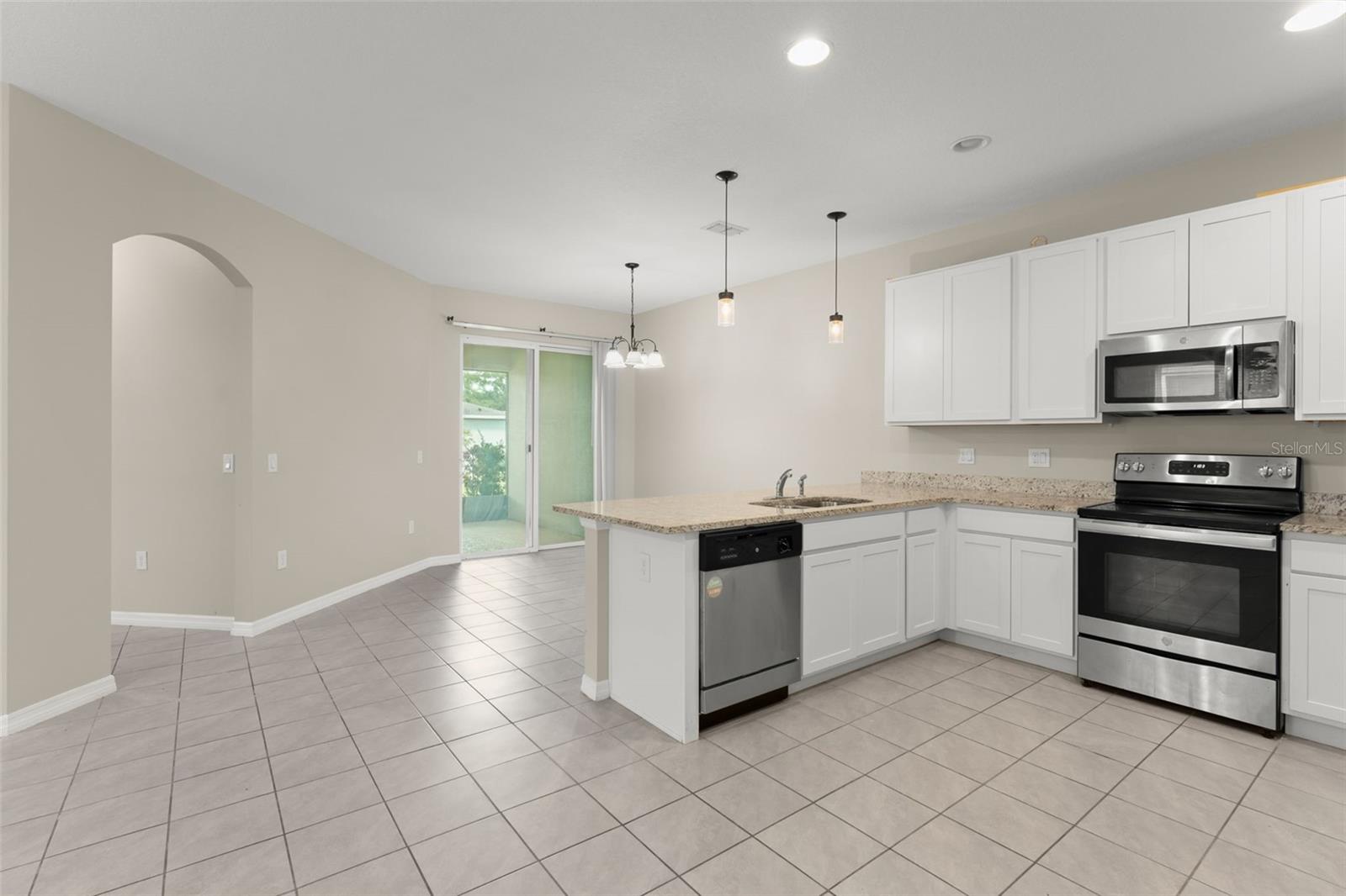 OAKTREE POINTE VILLAS - Residential
