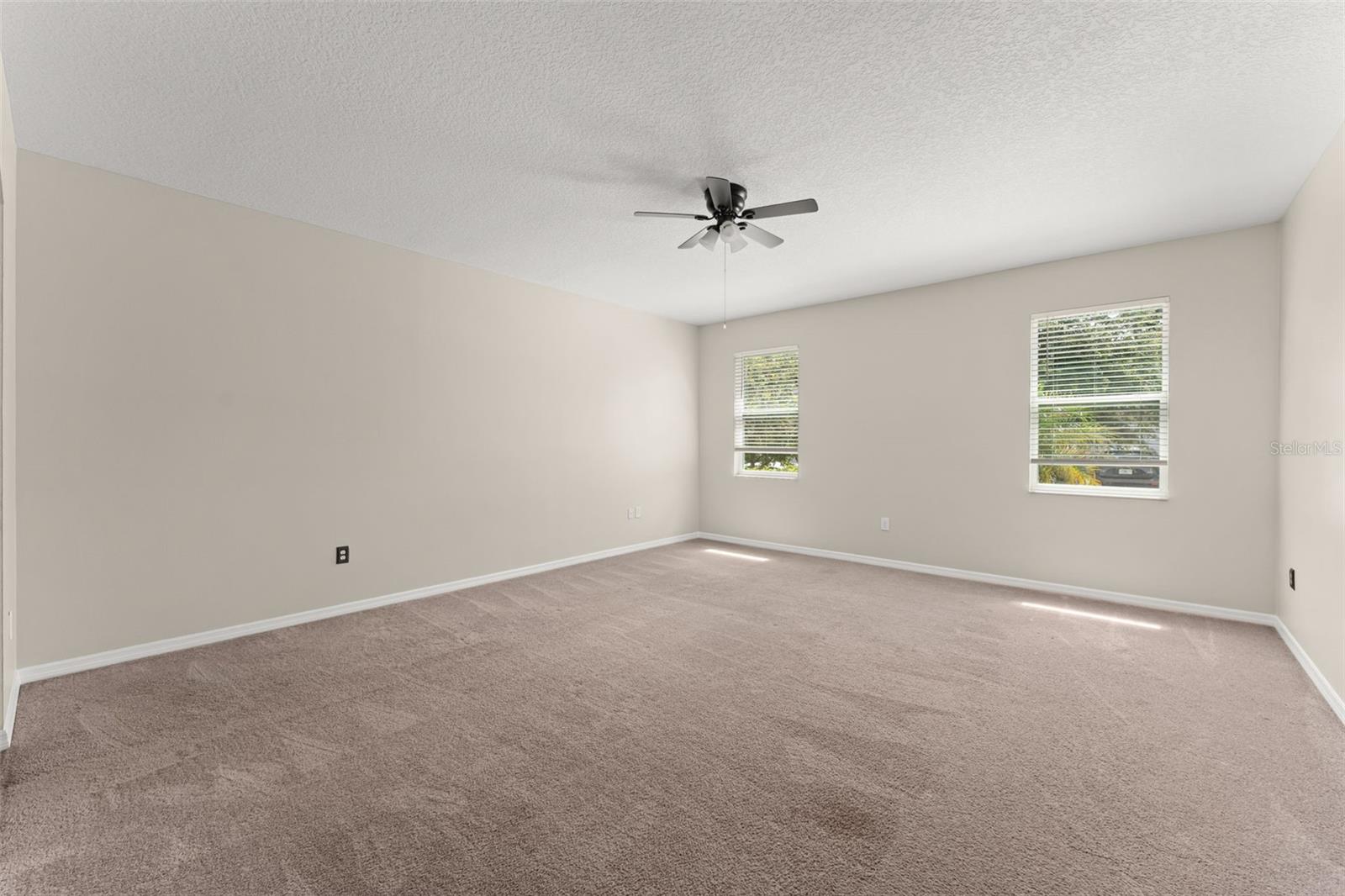 OAKTREE POINTE VILLAS - Residential
