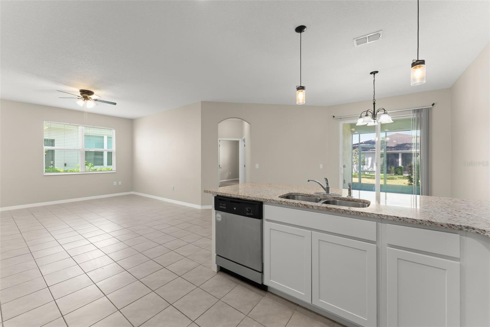 OAKTREE POINTE VILLAS - Residential