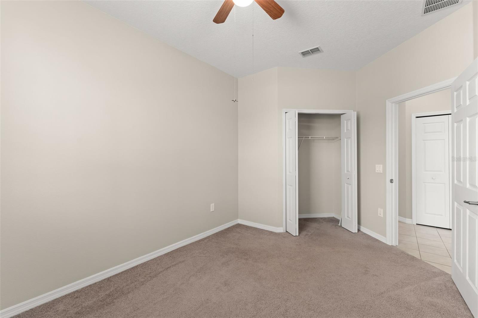 OAKTREE POINTE VILLAS - Residential