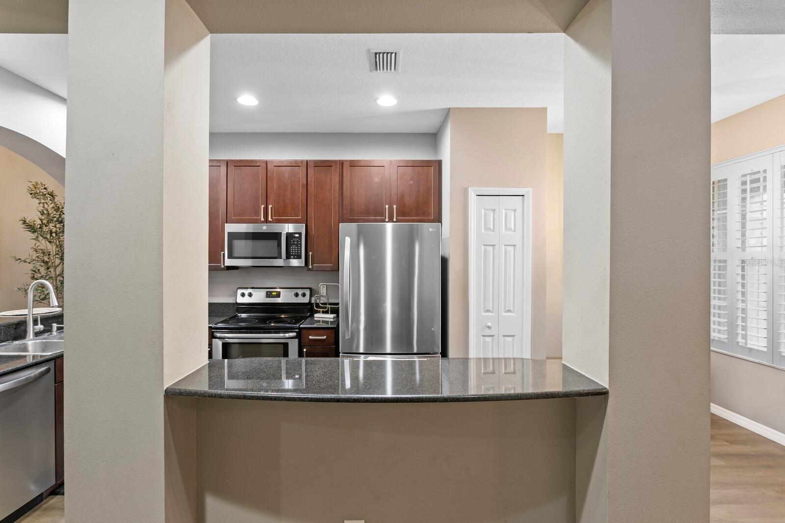 HAMPTON CHASE TWNHMS - Residential