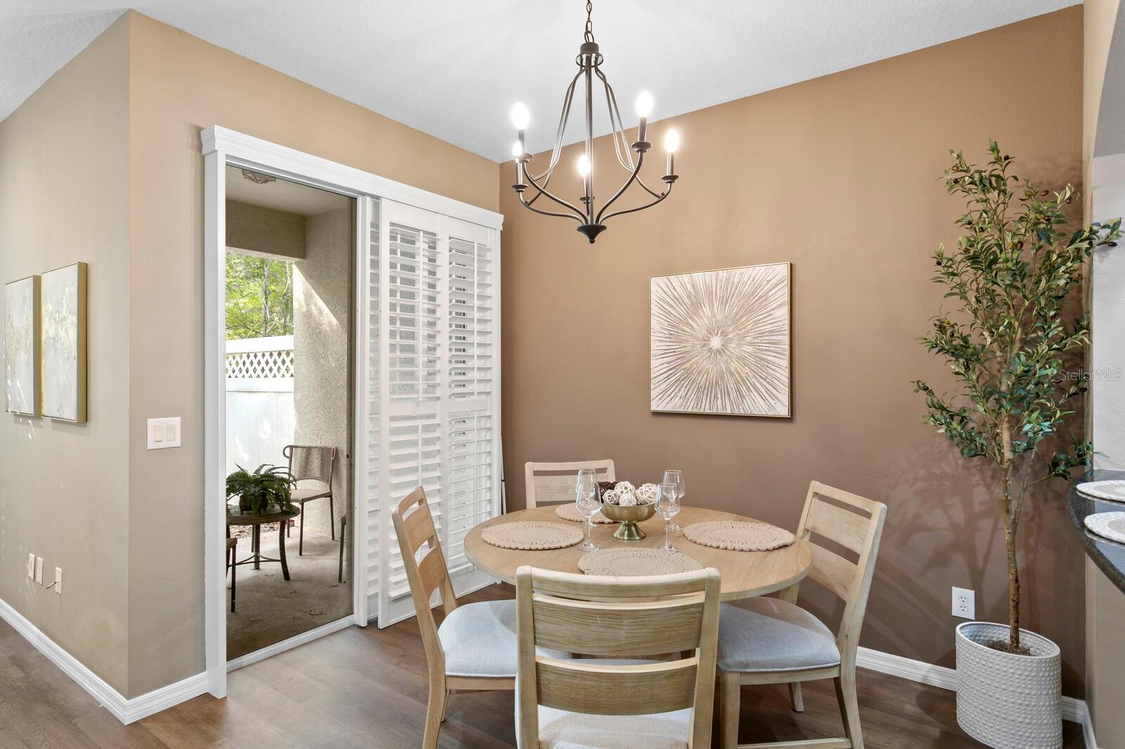 HAMPTON CHASE TWNHMS - Residential