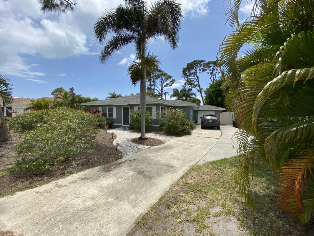 SOUTH VENEZIA PARK - Residential