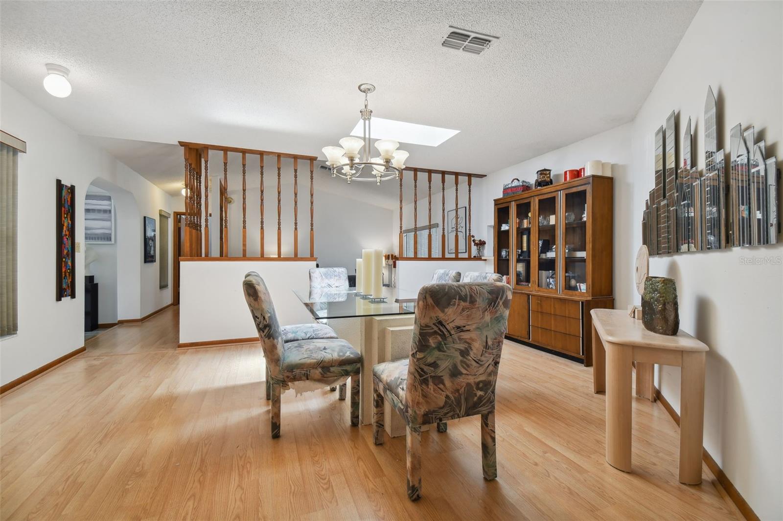 LAKESIDE WOODLANDS - Residential