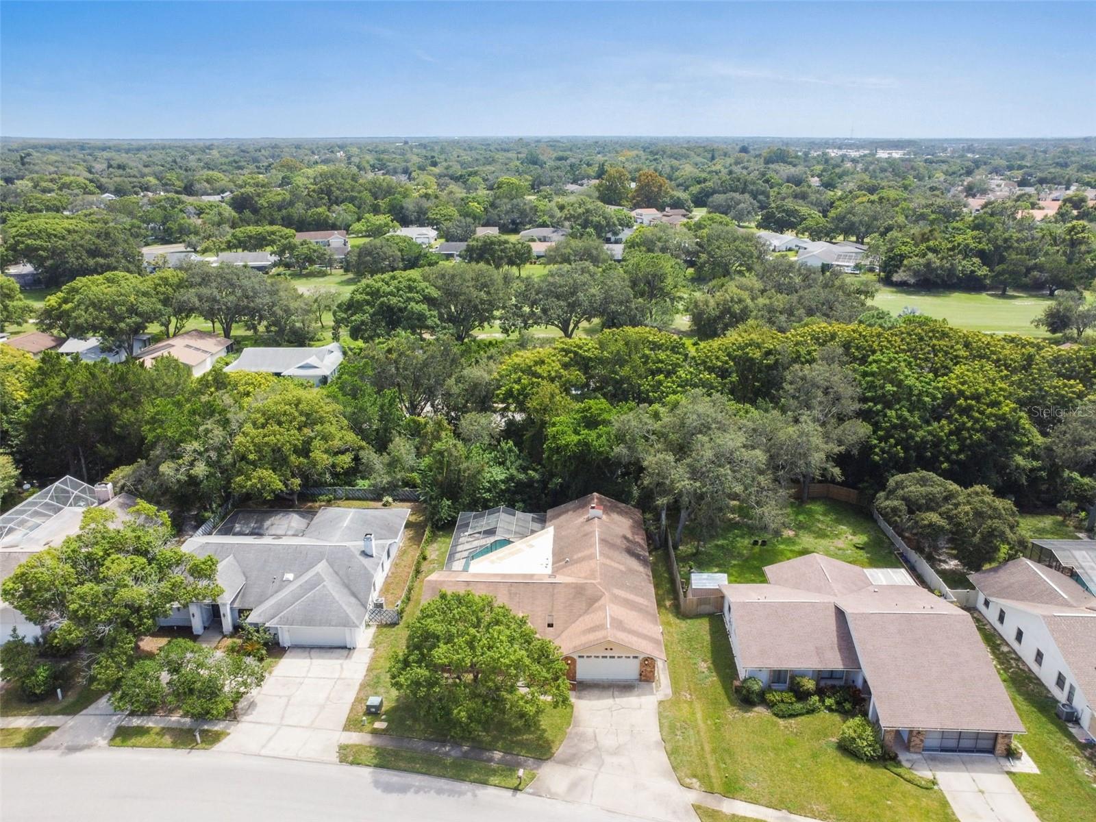 LAKESIDE WOODLANDS - Residential