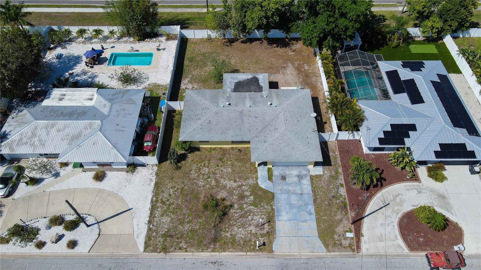 CORAL SHORES - Residential