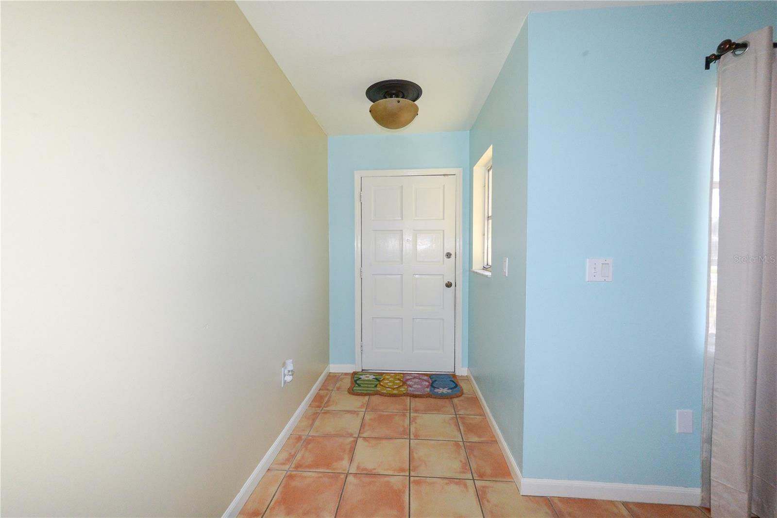 CORAL SHORES - Residential