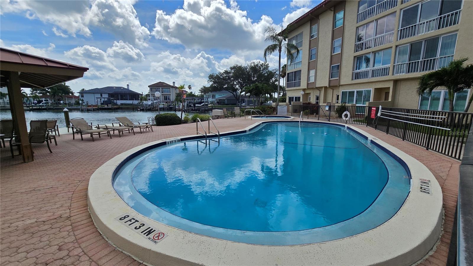 ISLANDER THE CONDO - Residential
