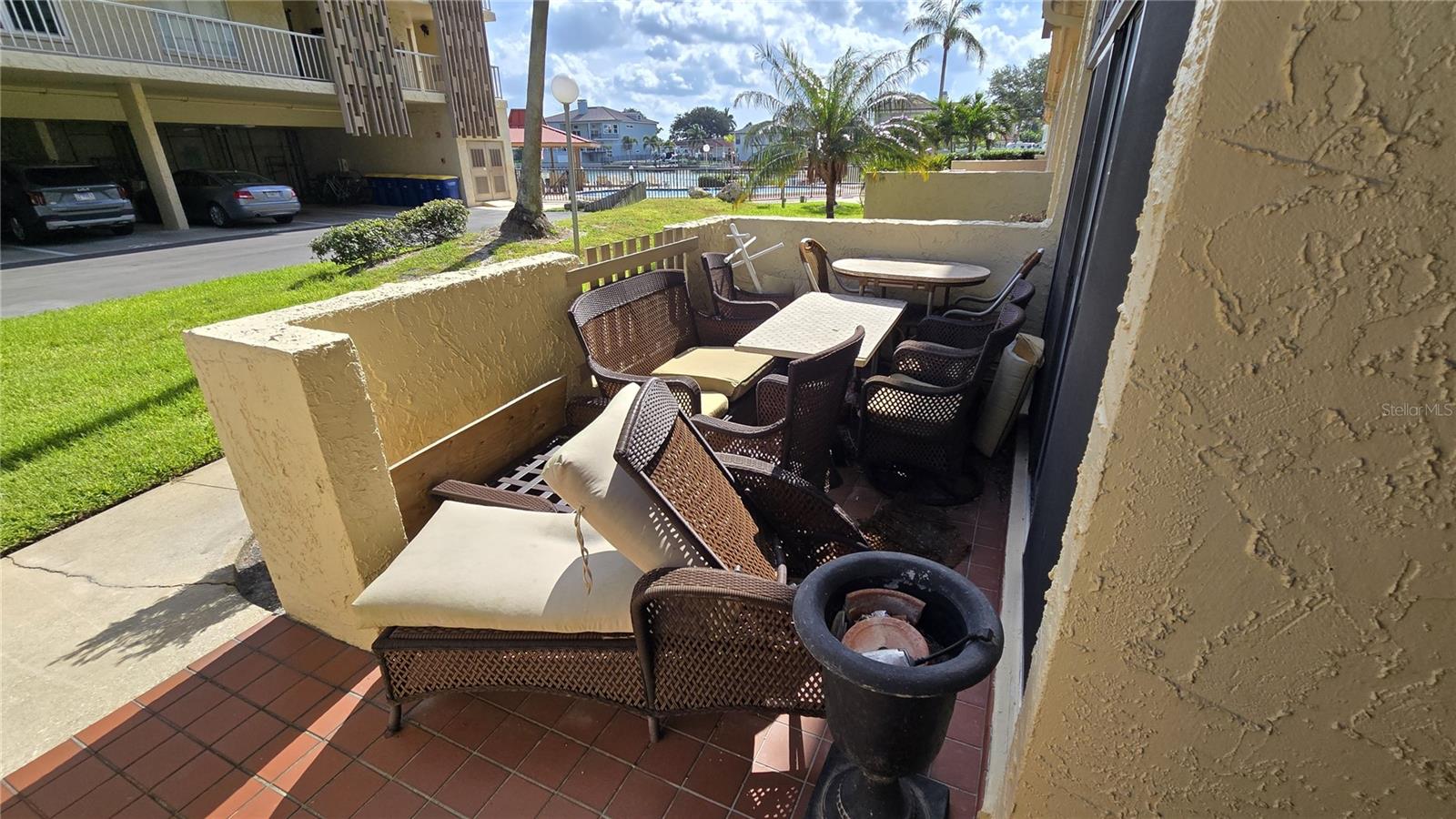 ISLANDER THE CONDO - Residential