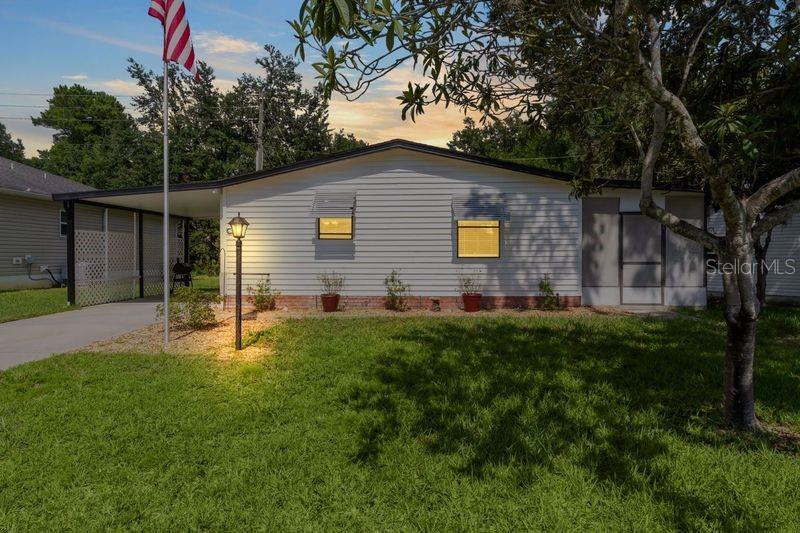 LADY LAKE ORANGE BLOSSOM GARDENS UNIT 10 - Residential