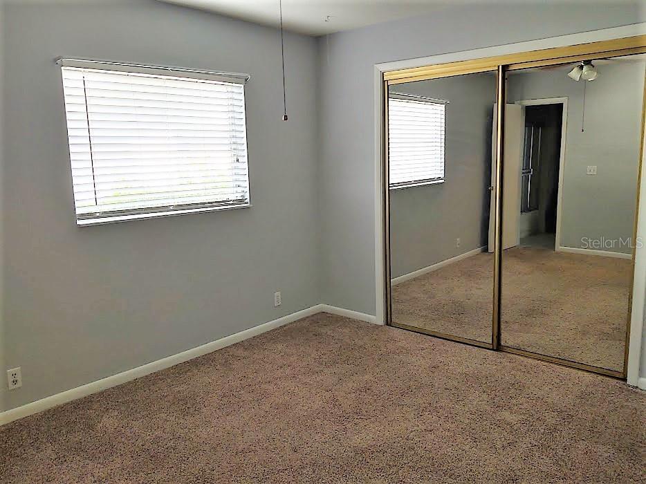 HAMILTON SQUARE - Residential Lease