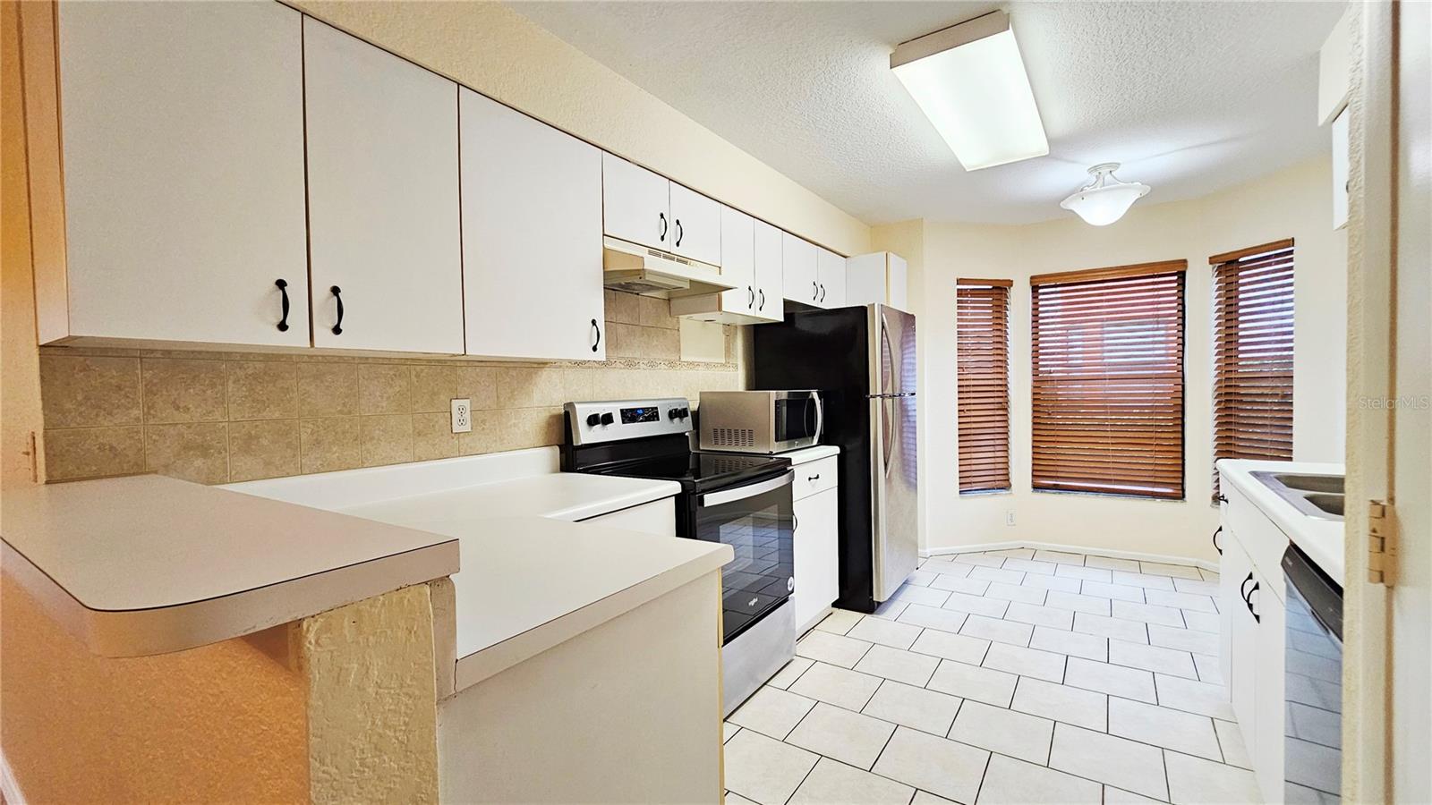 SANCTUARY/BAY HILL - Residential Lease