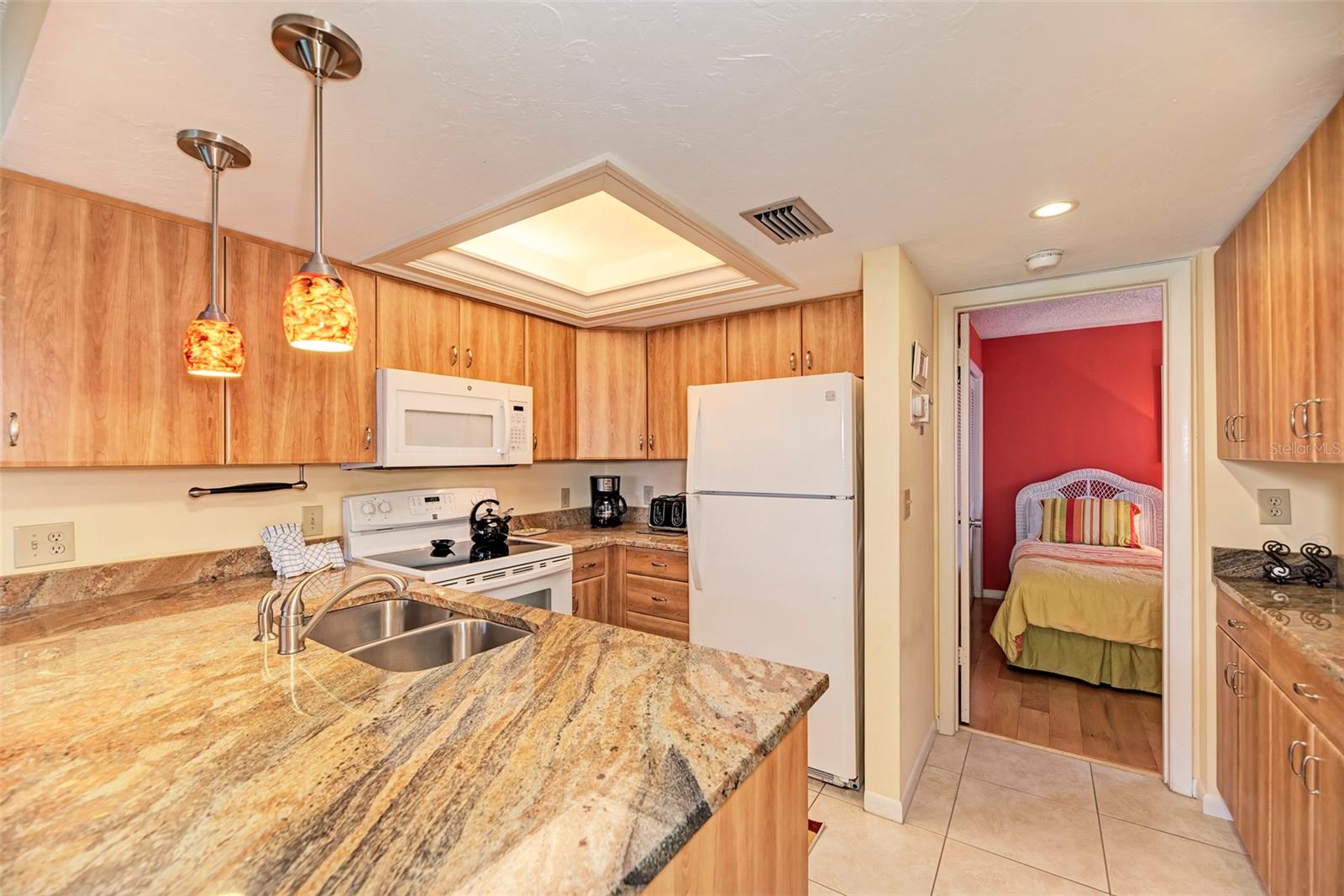 MIDNIGHT COVE II - Residential