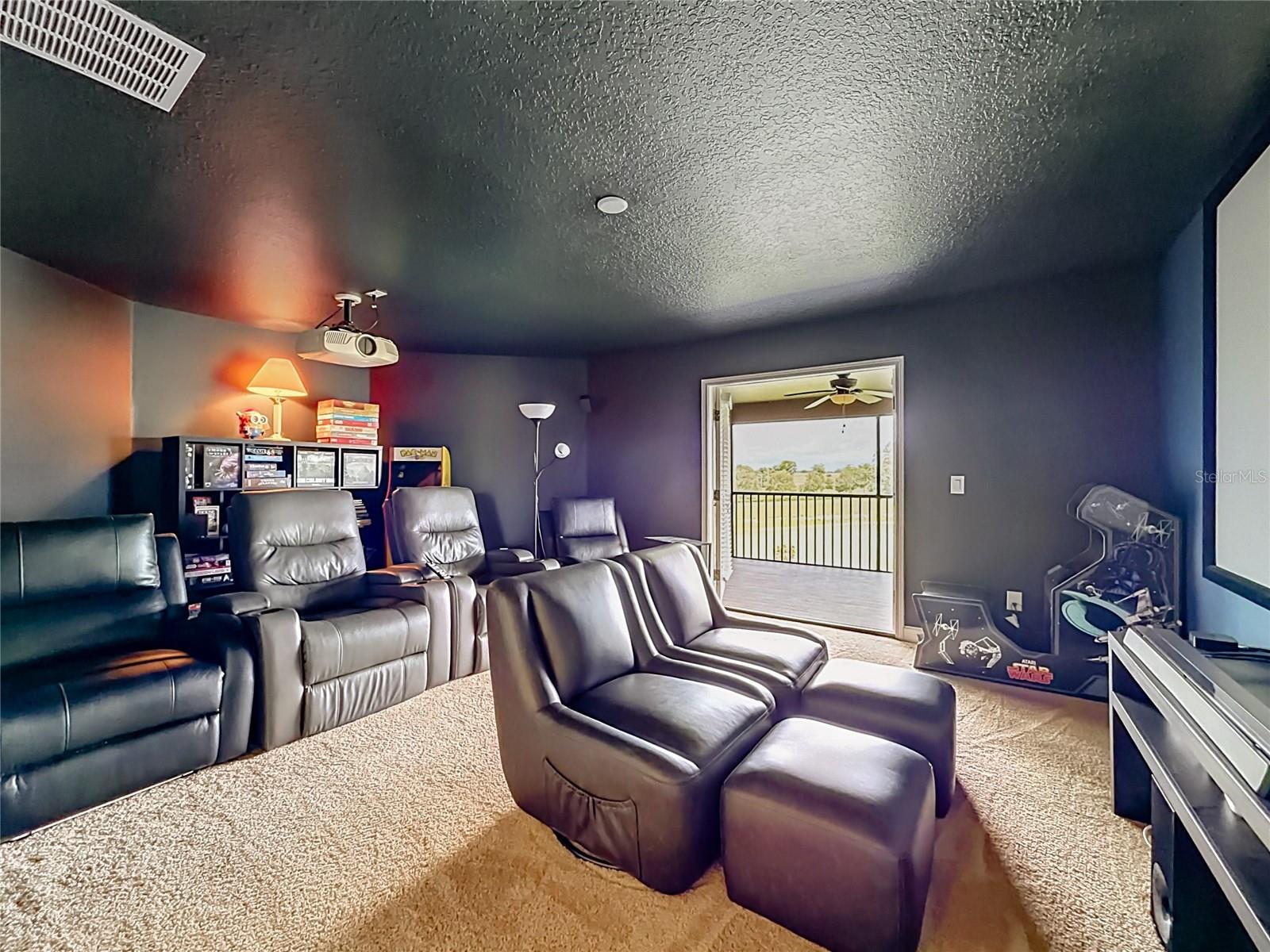 SIGNATURE LAKES PH 3B-4 - Residential