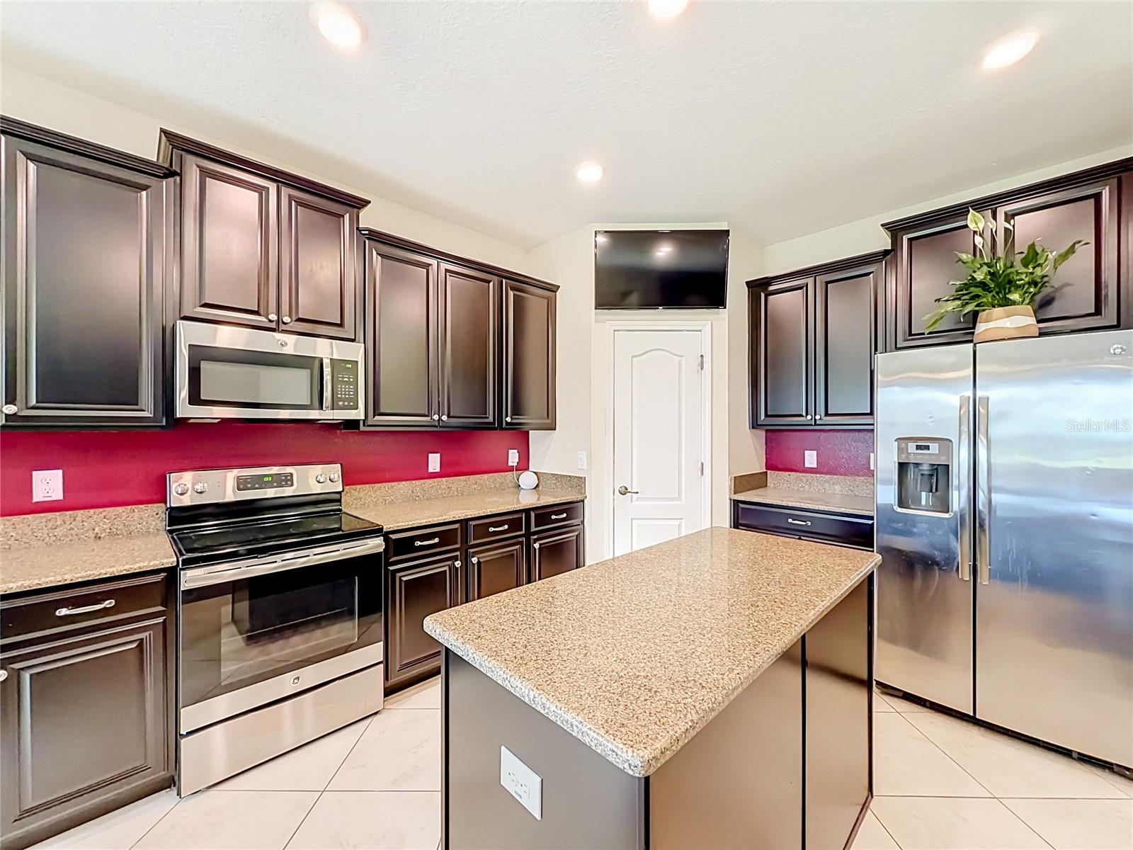 SIGNATURE LAKES PH 3B-4 - Residential