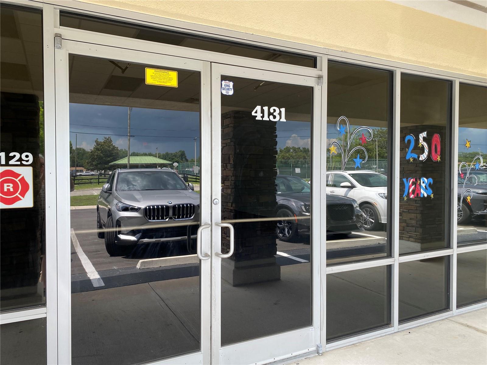 PERRY - Commercial Lease