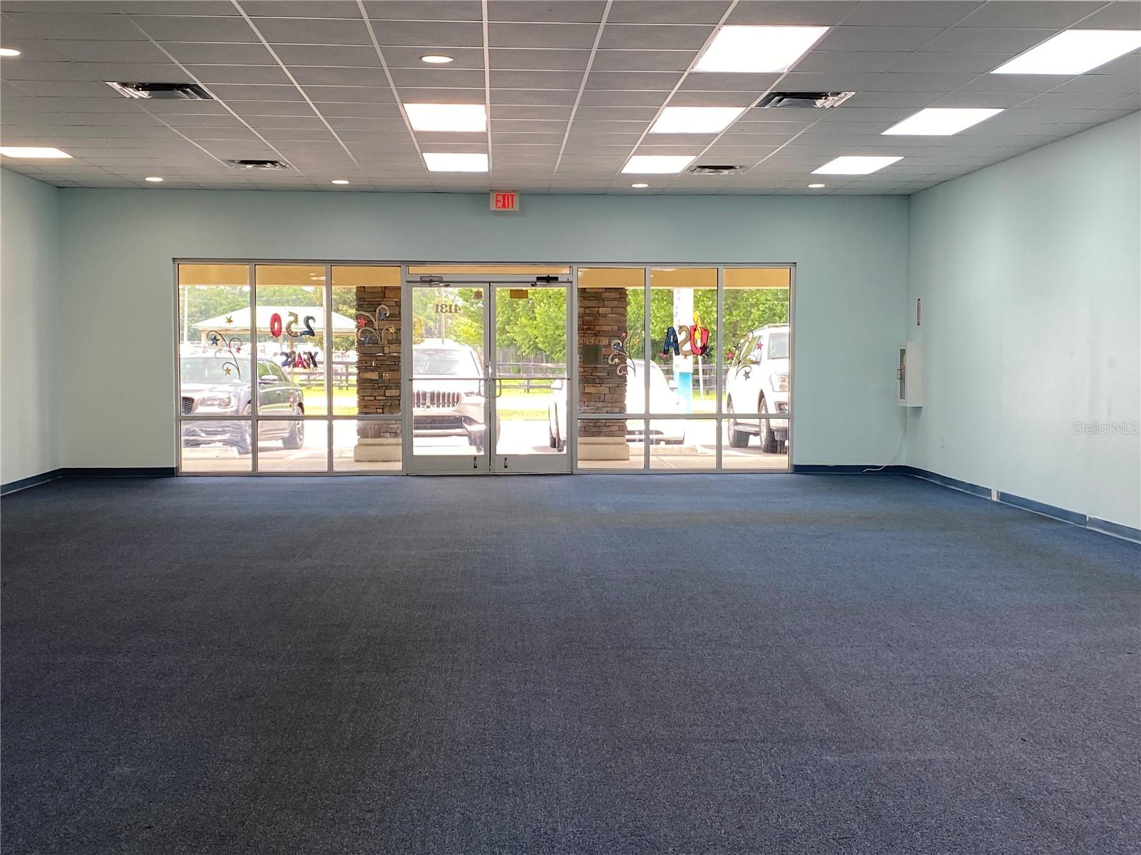 PERRY - Commercial Lease