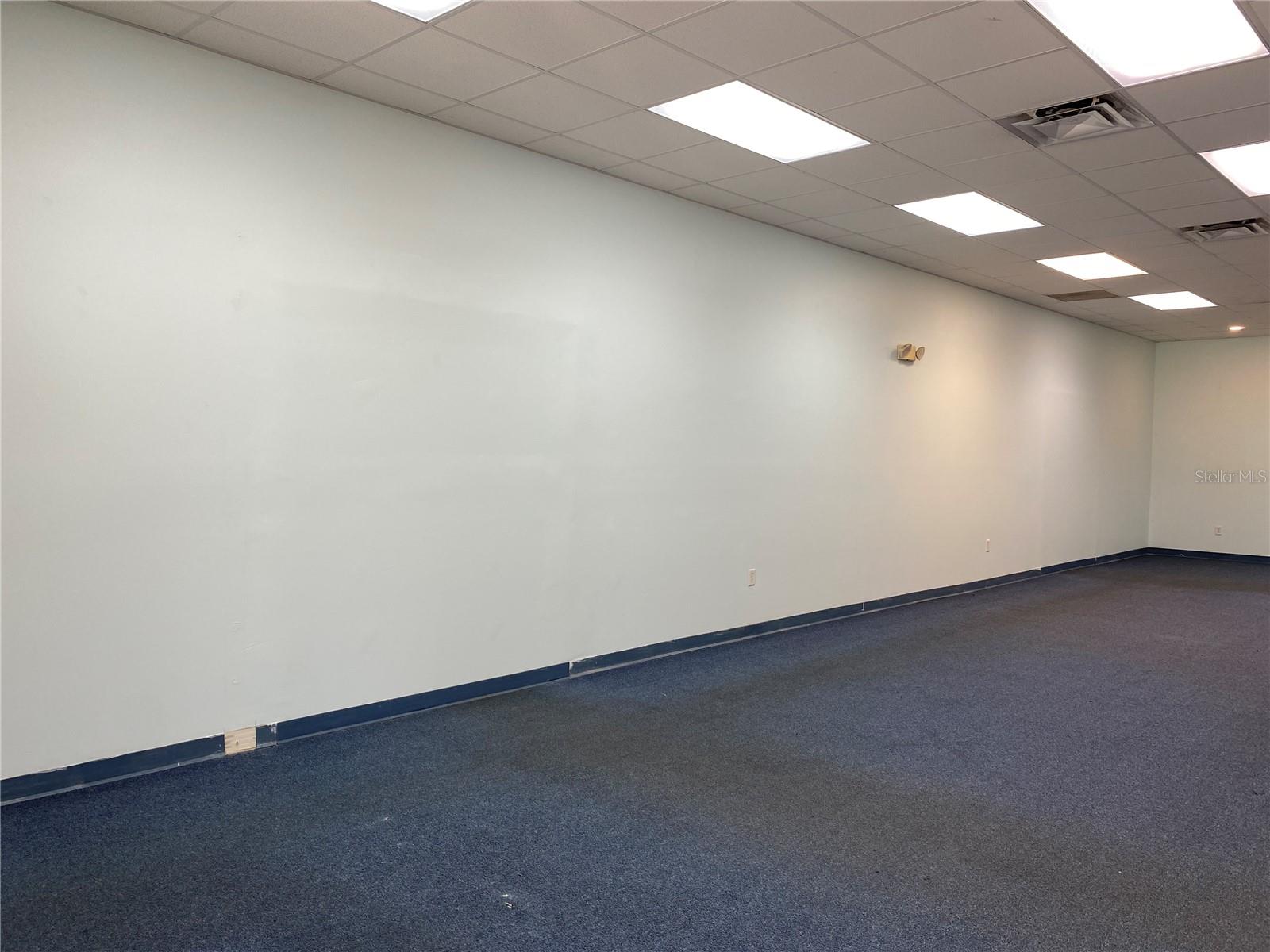PERRY - Commercial Lease