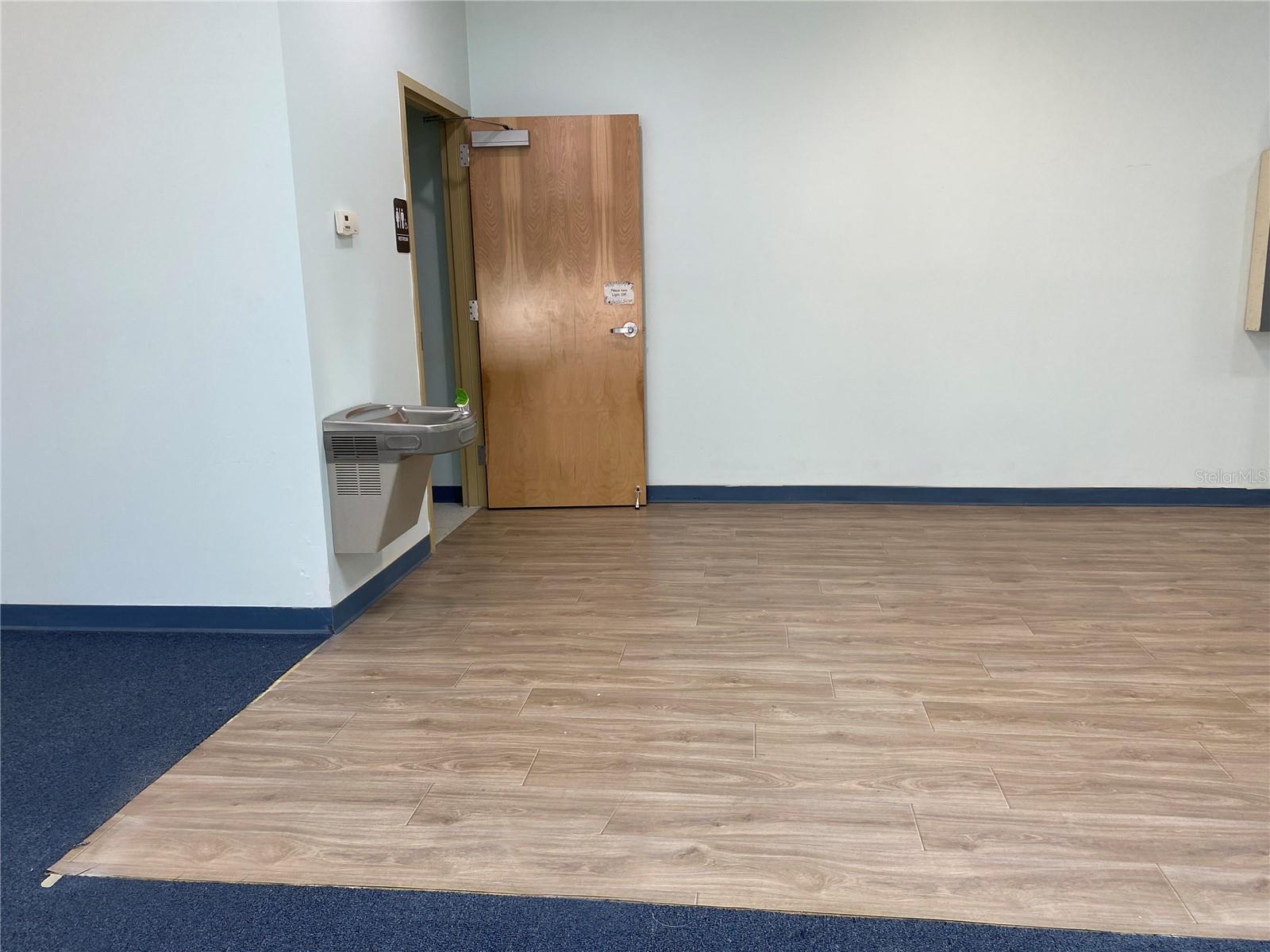 PERRY - Commercial Lease