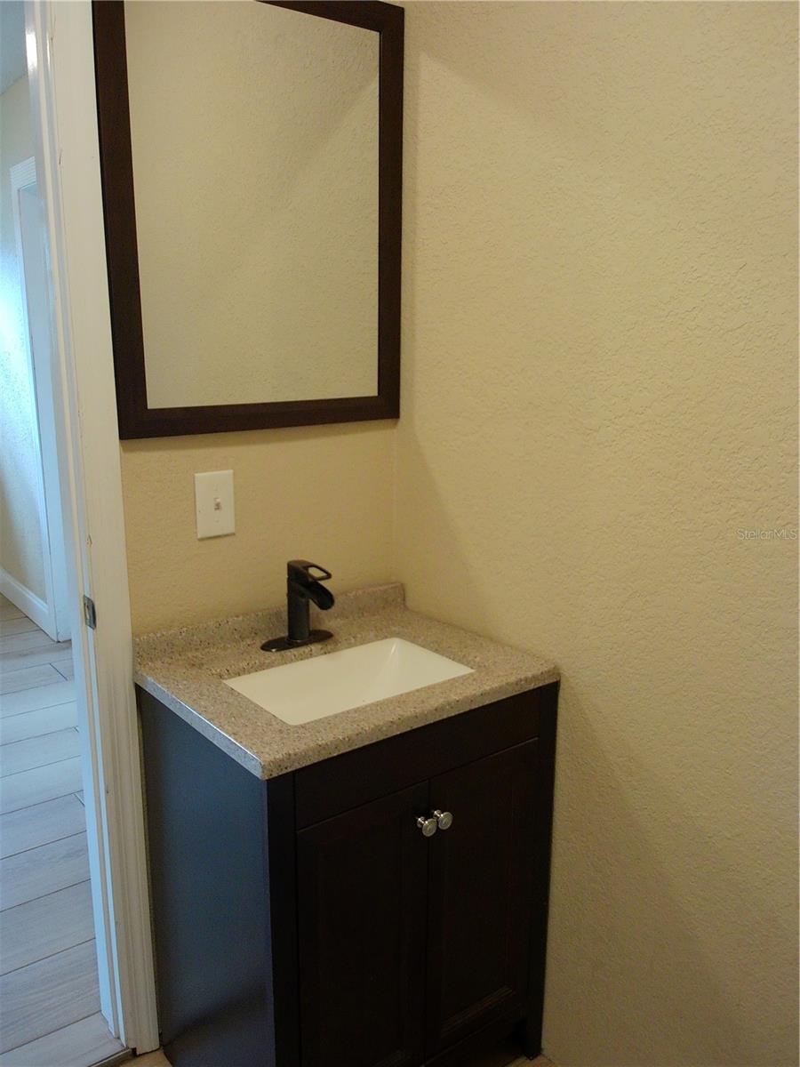 ELLISON HOMES INC - Residential