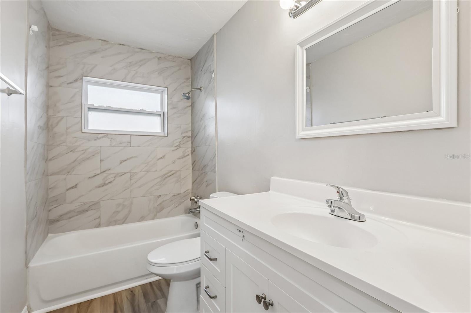 INWOOD - Residential