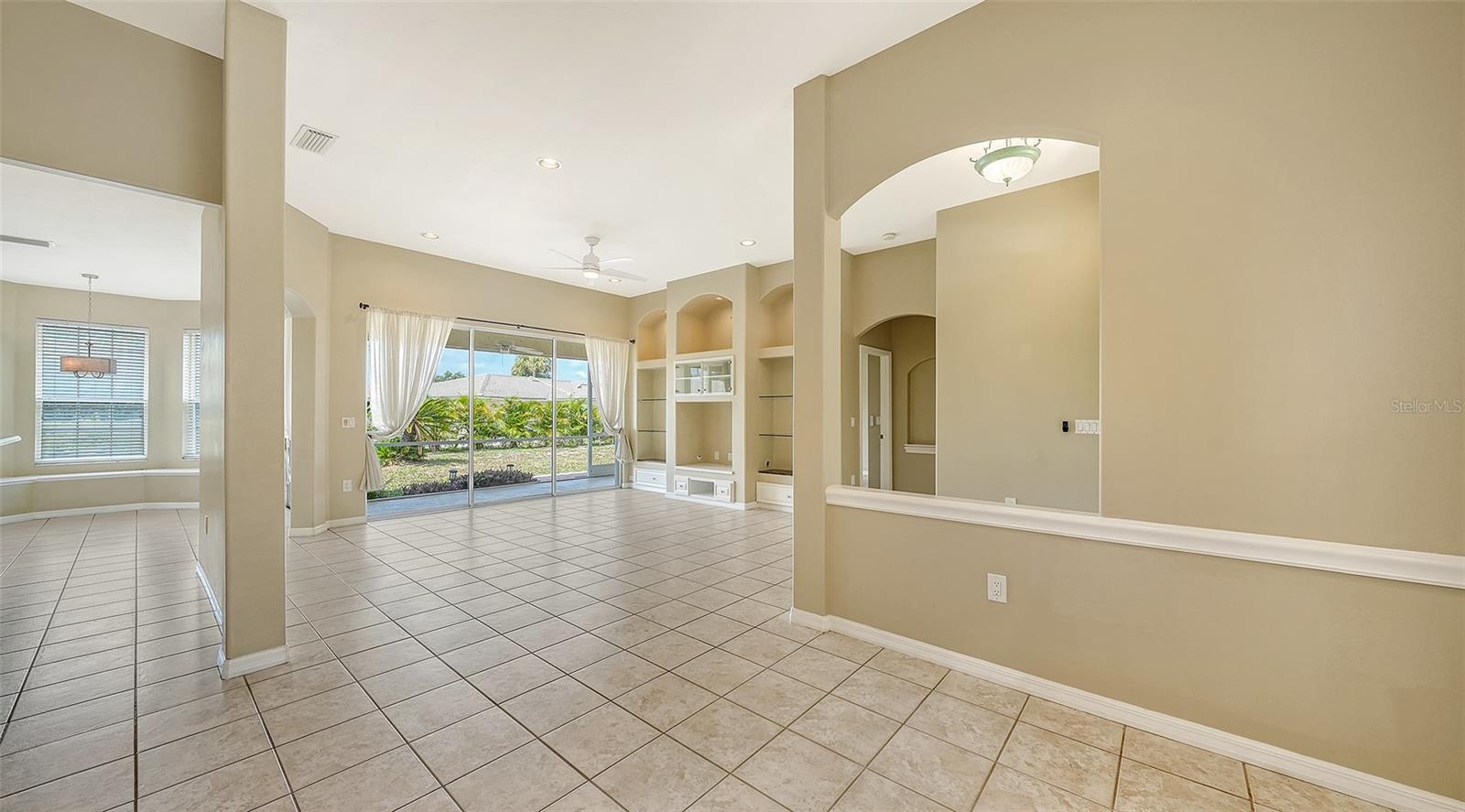 SORRENTO EAST - Residential