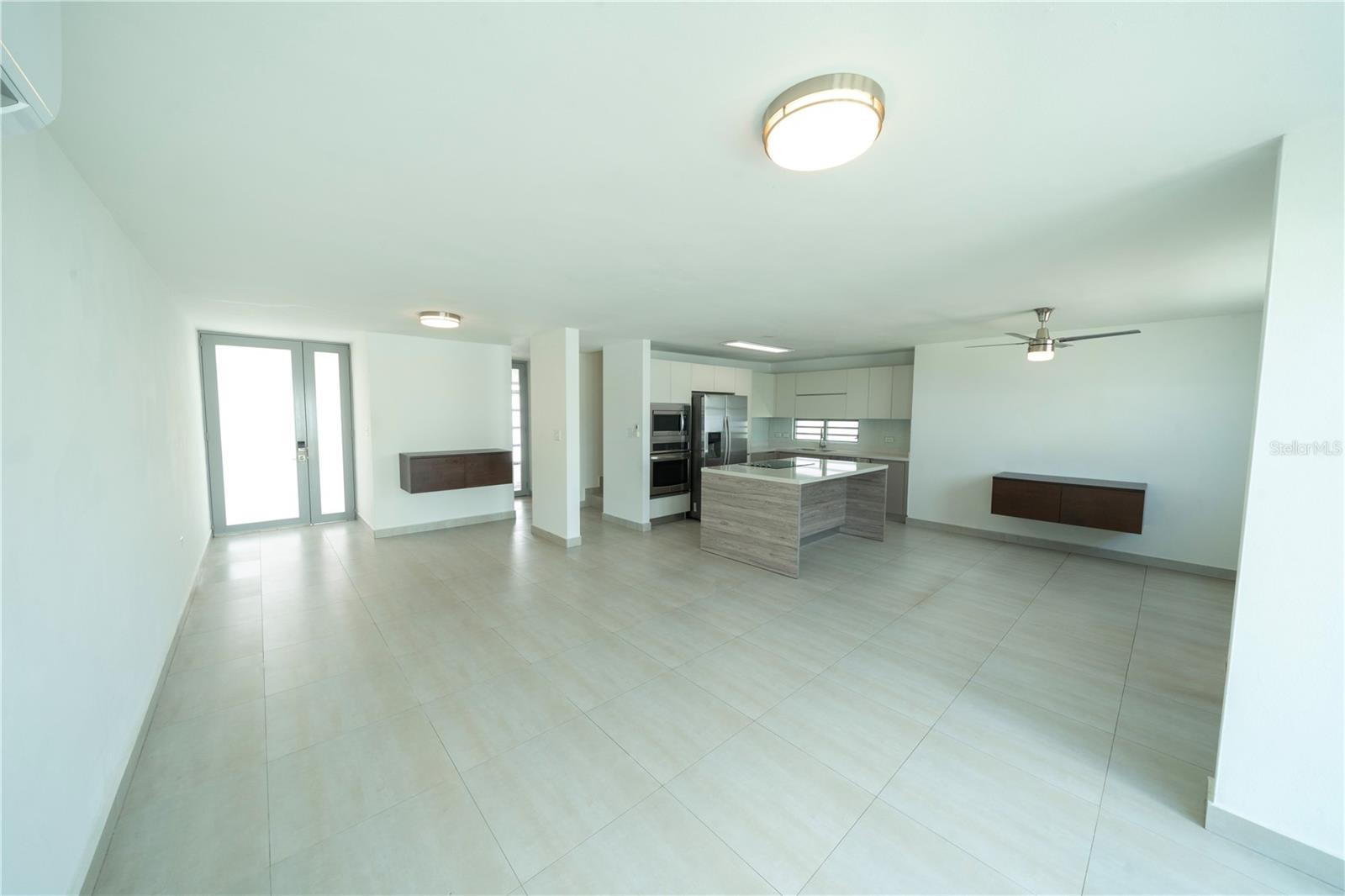 URBANIZACION MONTECIELO - Residential