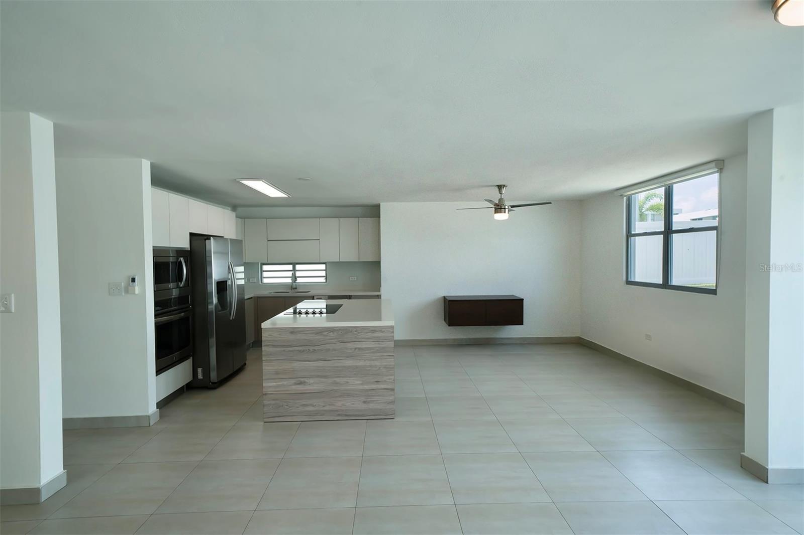 URBANIZACION MONTECIELO - Residential