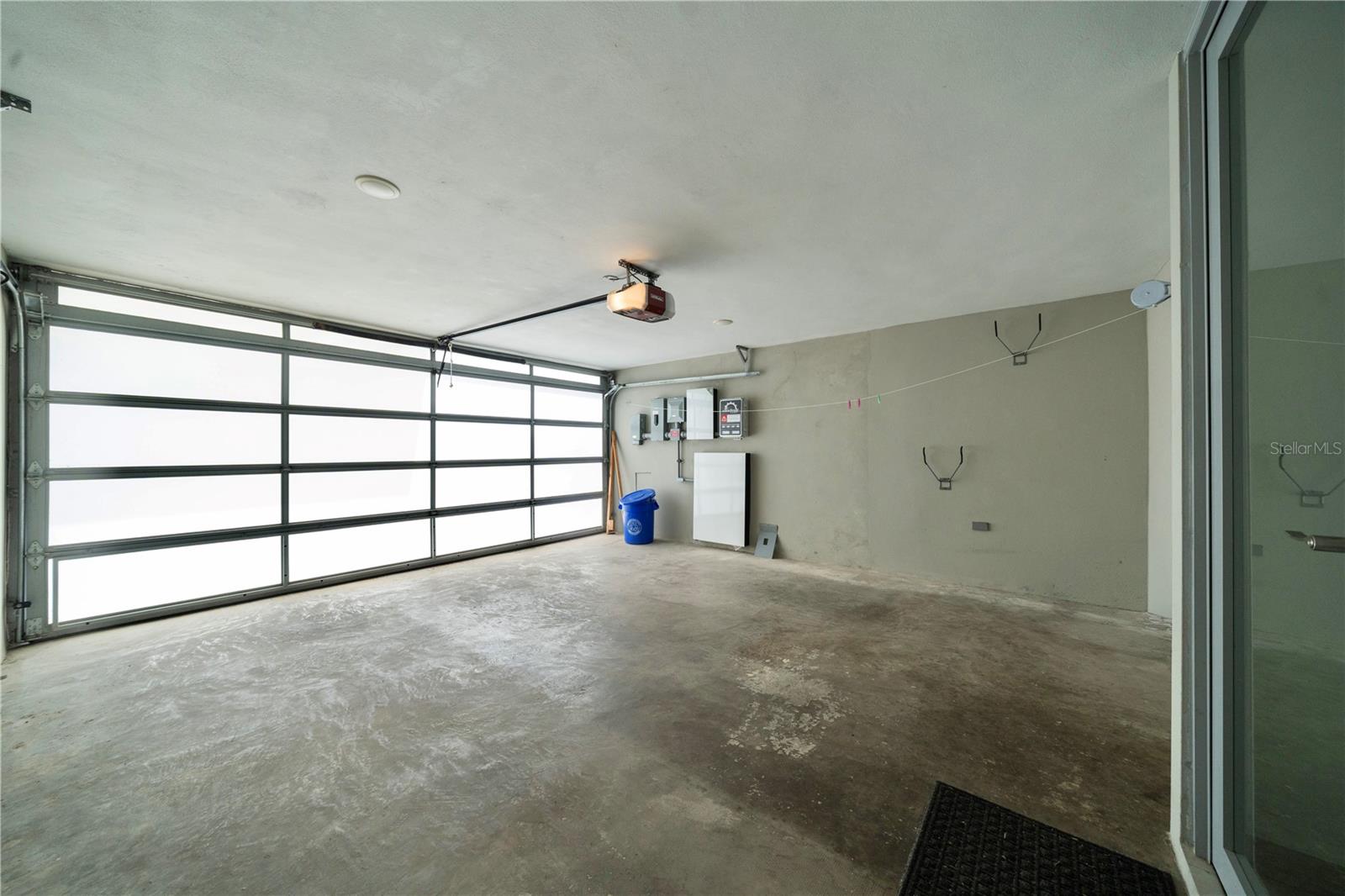 URBANIZACION MONTECIELO - Residential