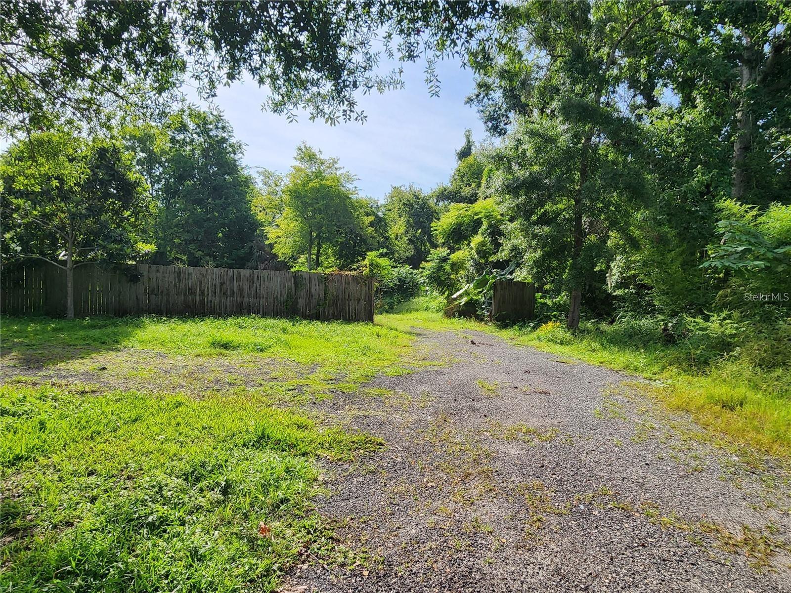 ROSALIND HEIGHTS - Land