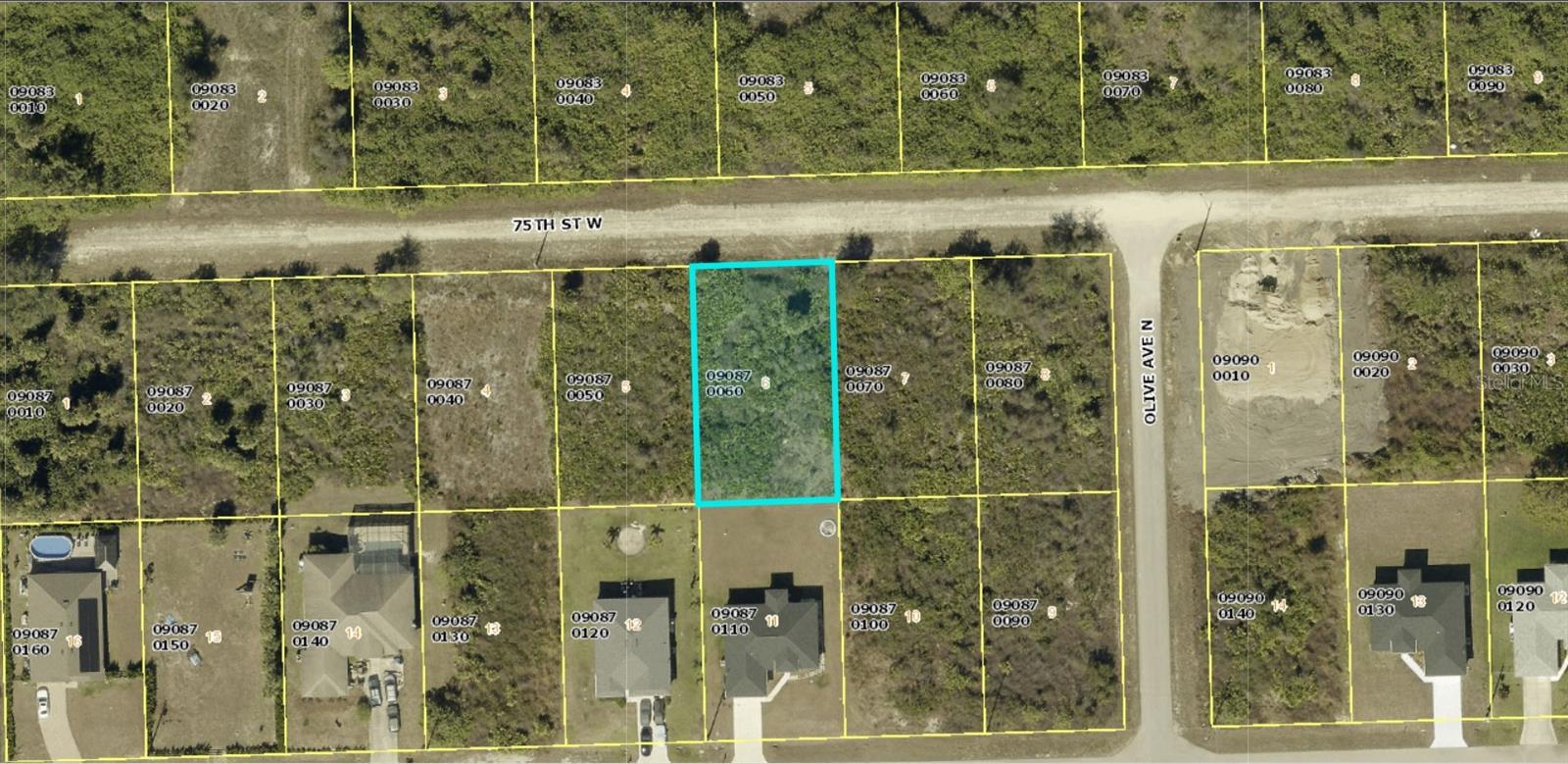 A VACANT LOT IN LEHIGH ACRES IN LEE COUNTY!!!